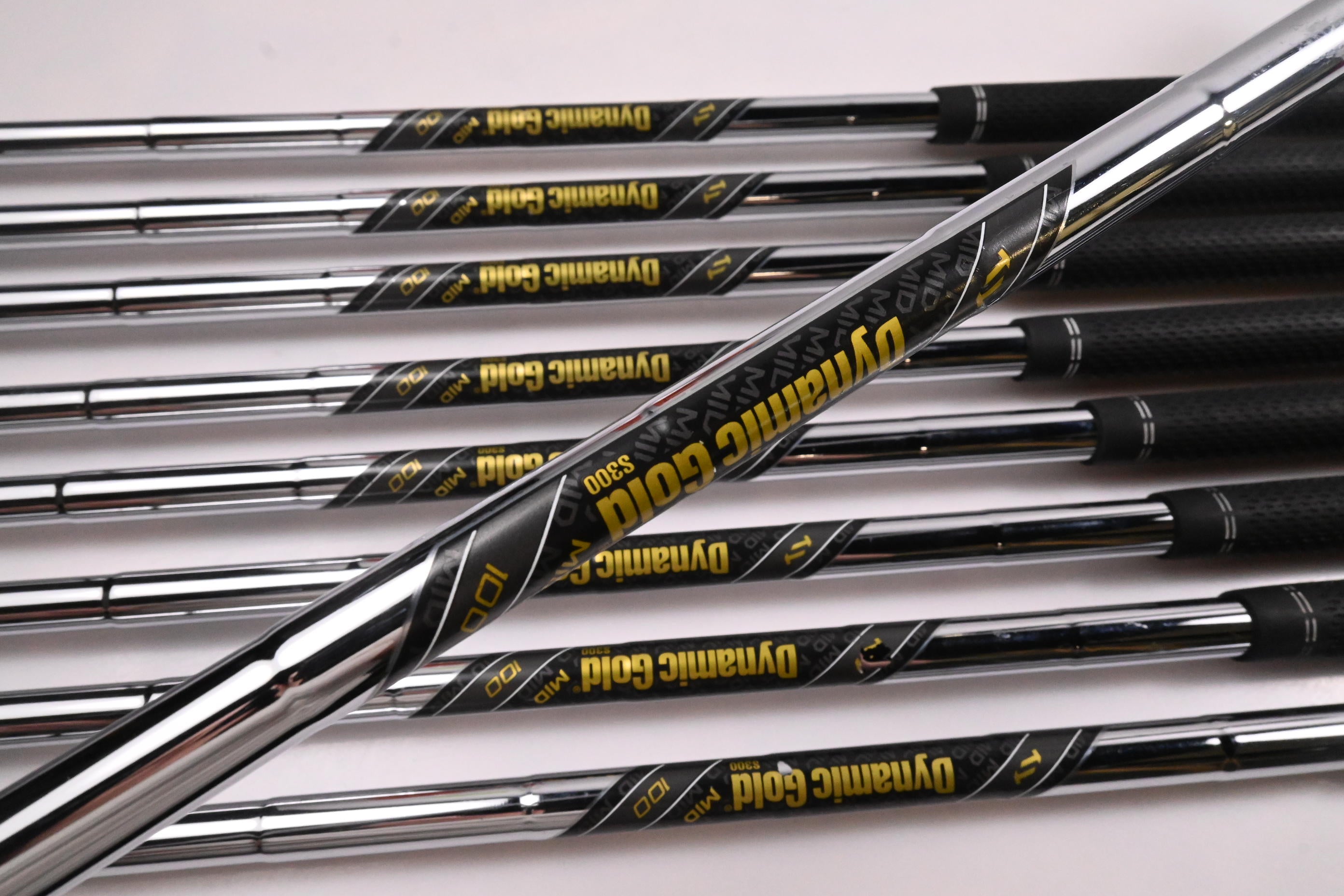 Ping G430 Irons / 5-PW+45°+50°+54° / Red Dot / Stiff Flex Dynamic Gold Mid 100
