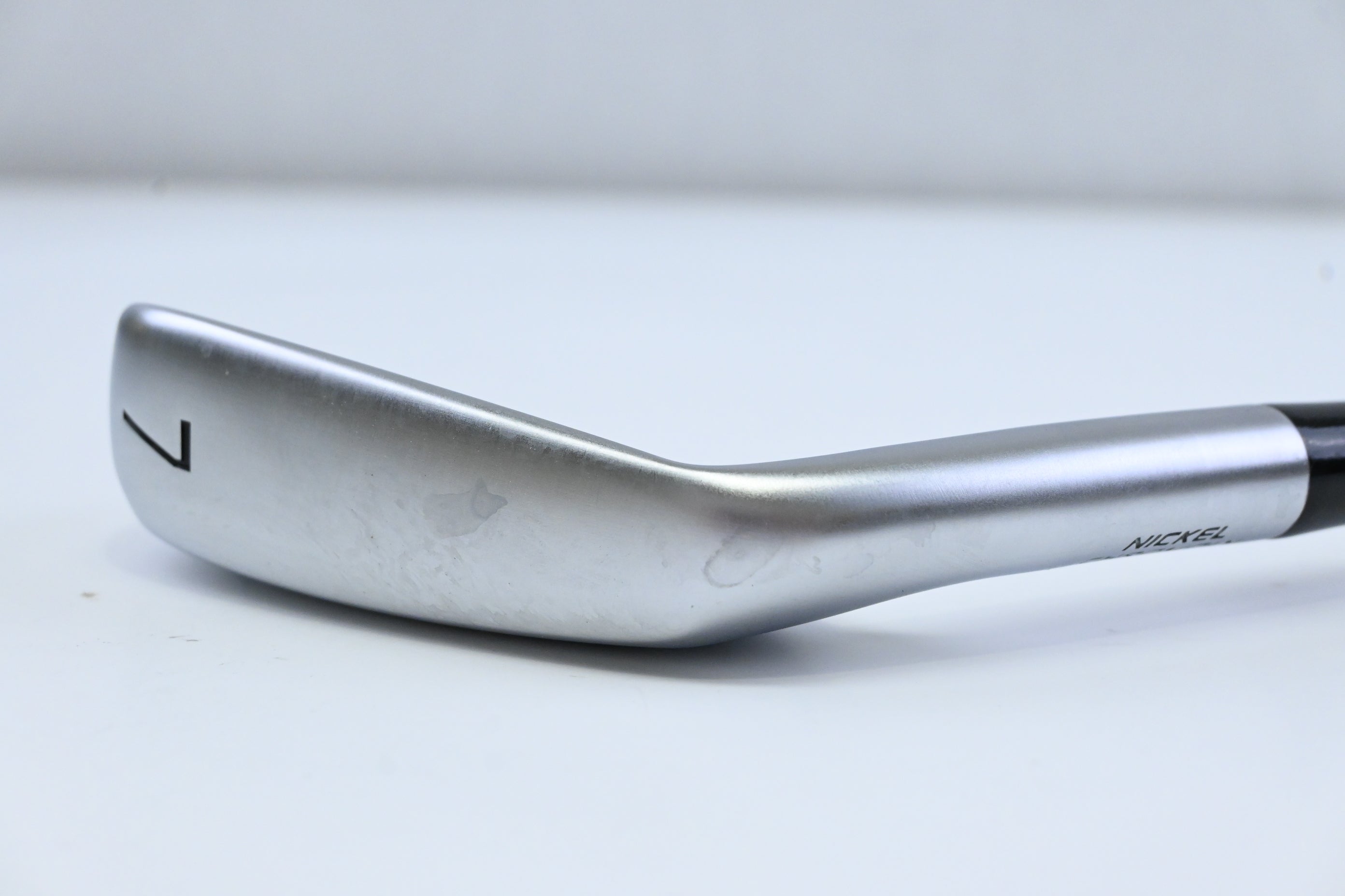 Mizuno JPX 925 Hot Metal Pro #7 Iron / Regular Flex UST Recoil ES 780 Shaft