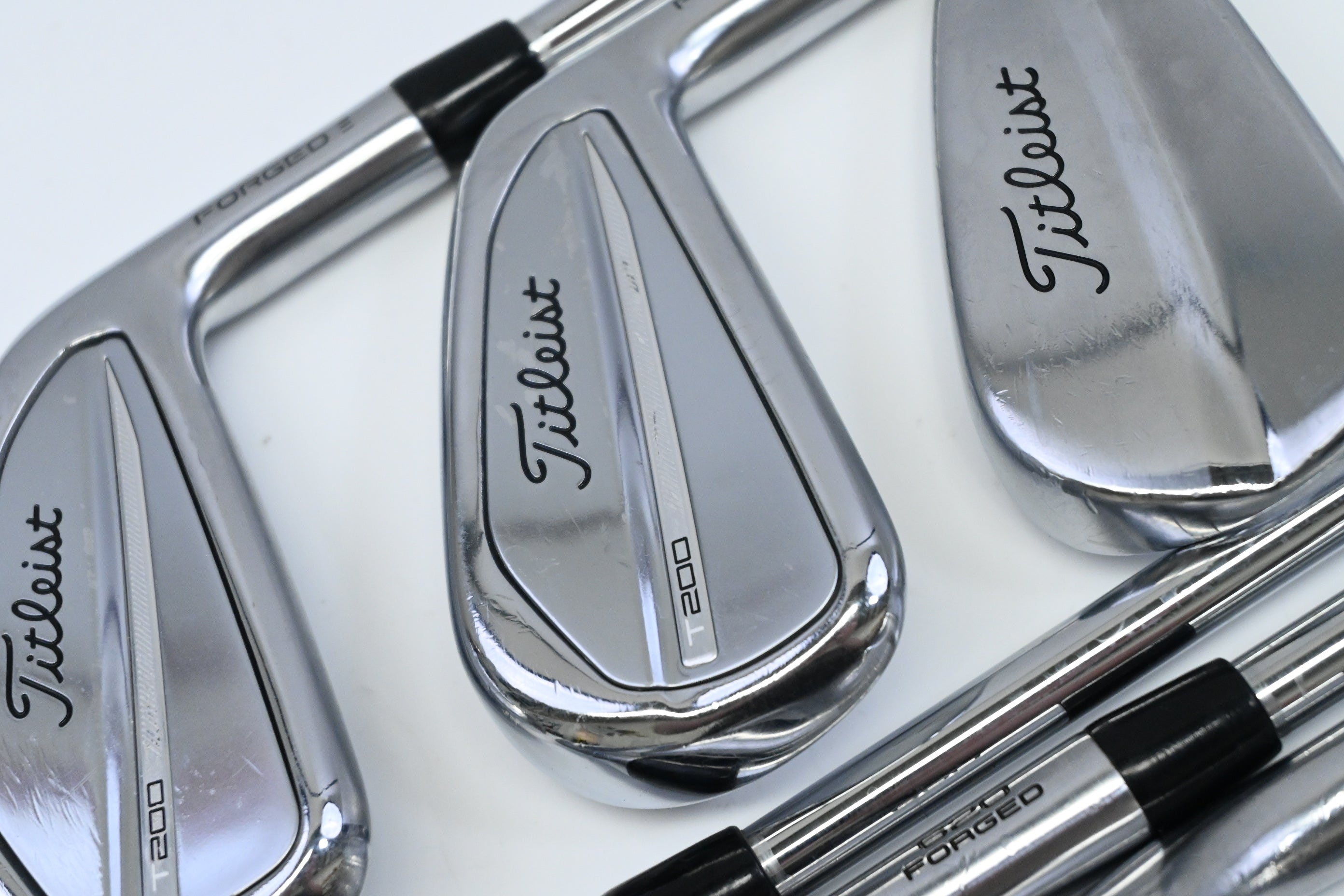 Titleist MB 620/T200 Combo Irons / 4-PW / Stiff Flex AMT Black S300 Shafts