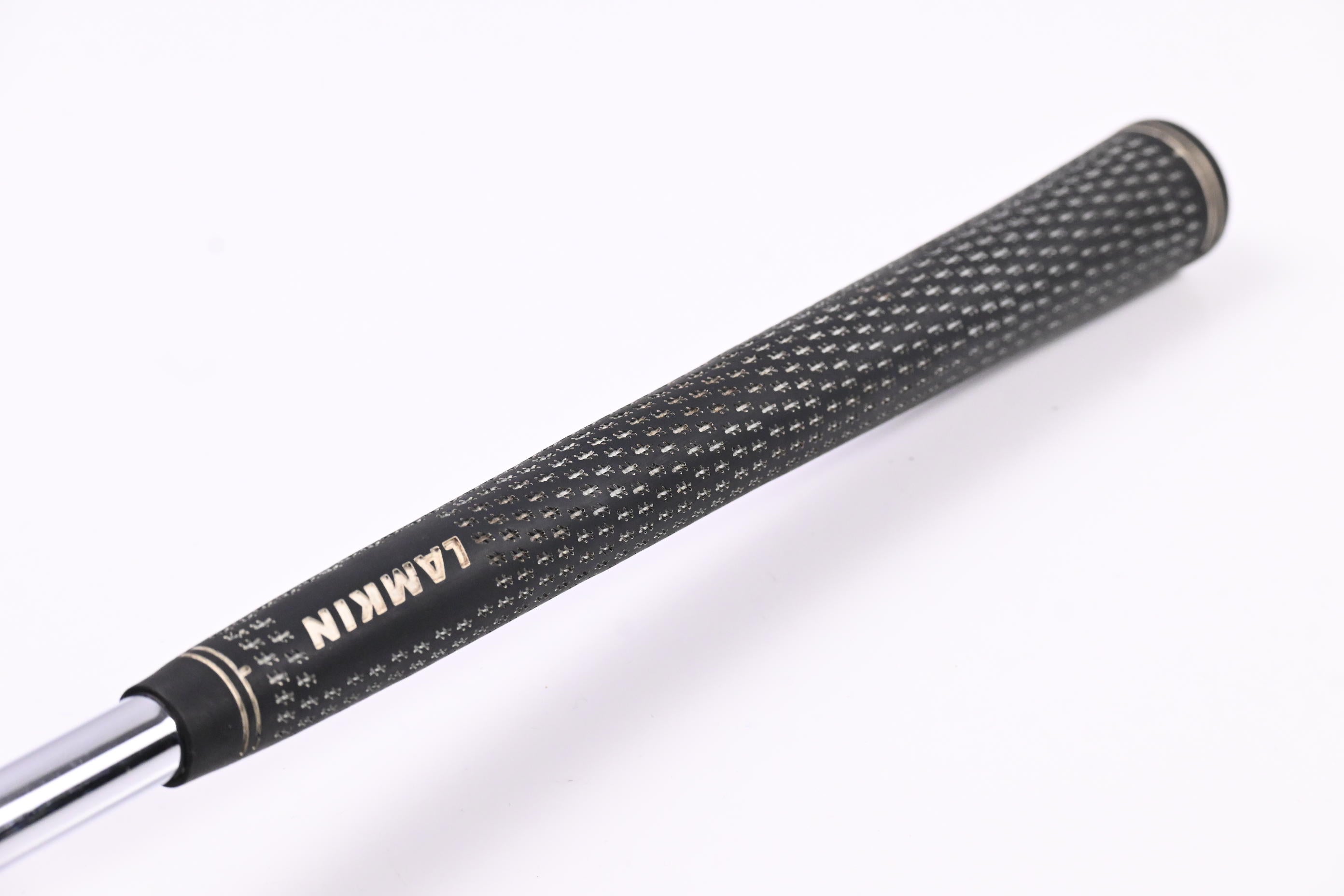 Cleveland 588 RTX Gap Wedge / 52 Degree / Wedge Flex Dynamic Gold Shaft