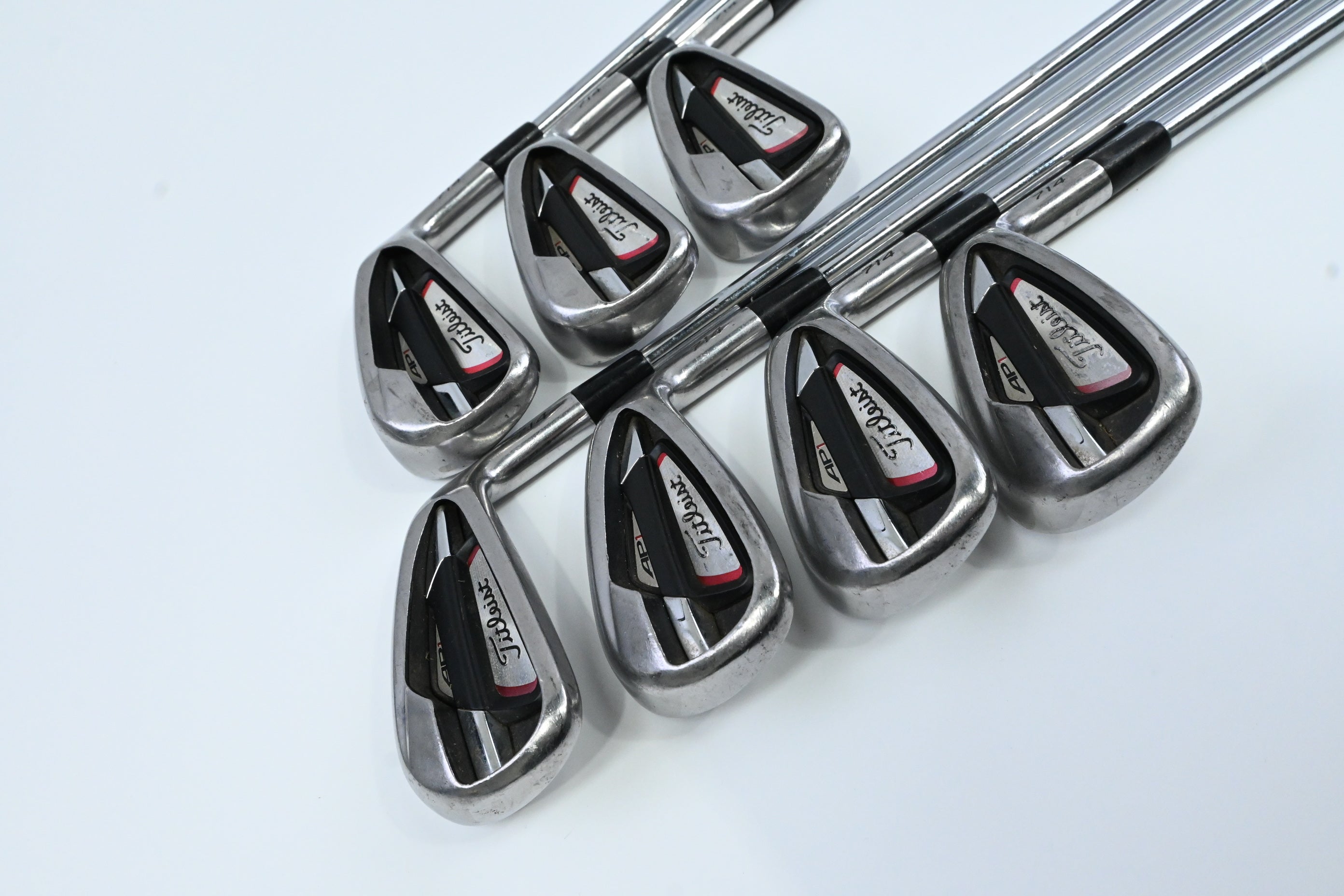 Titleist 714 AP1 Irons / 4-PW / Regular Flex XP 95 Shafts