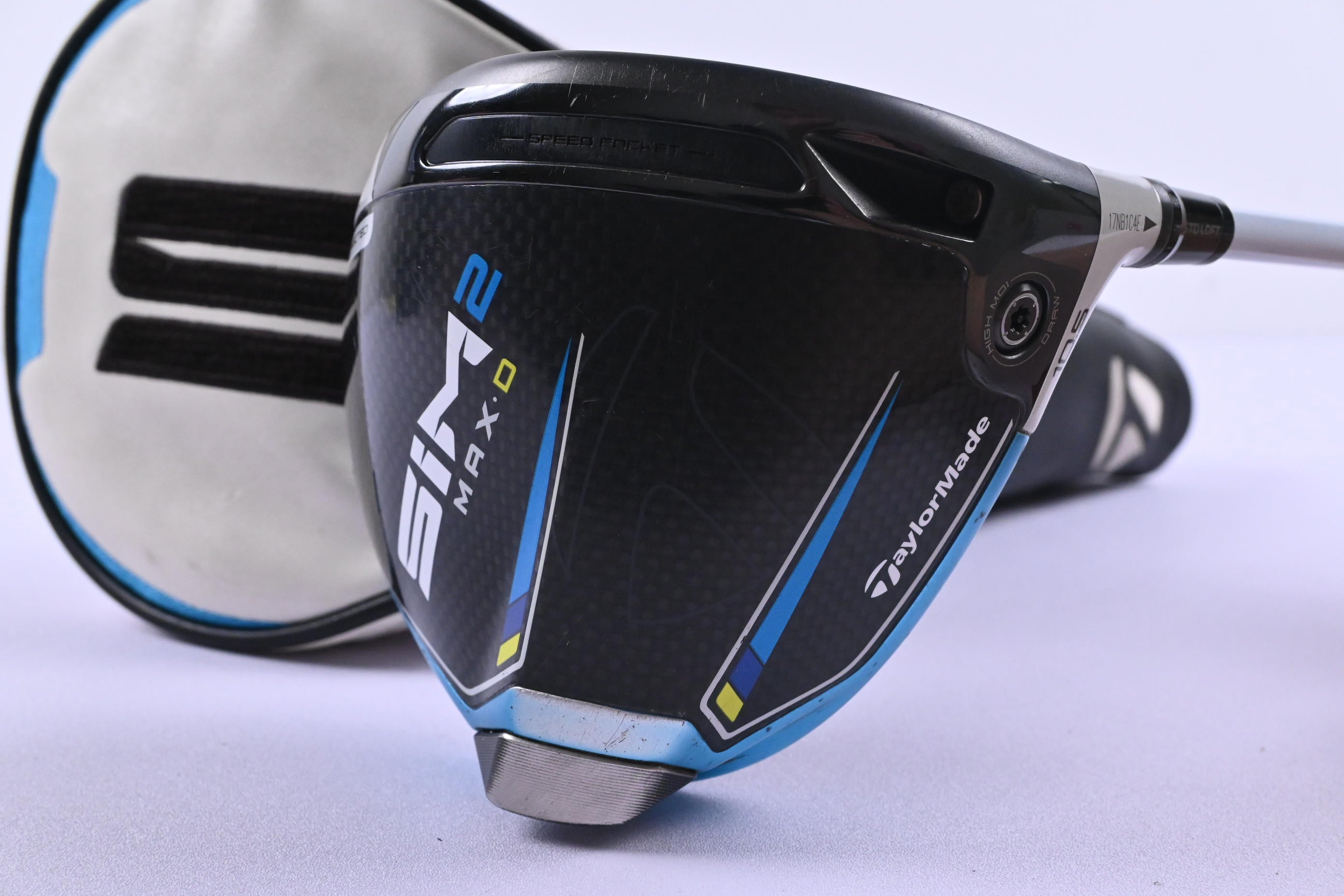 Taylormade SIM2 Max D Driver / 10.5 Degree / Regular Flex Air Speeder 45 Shaft