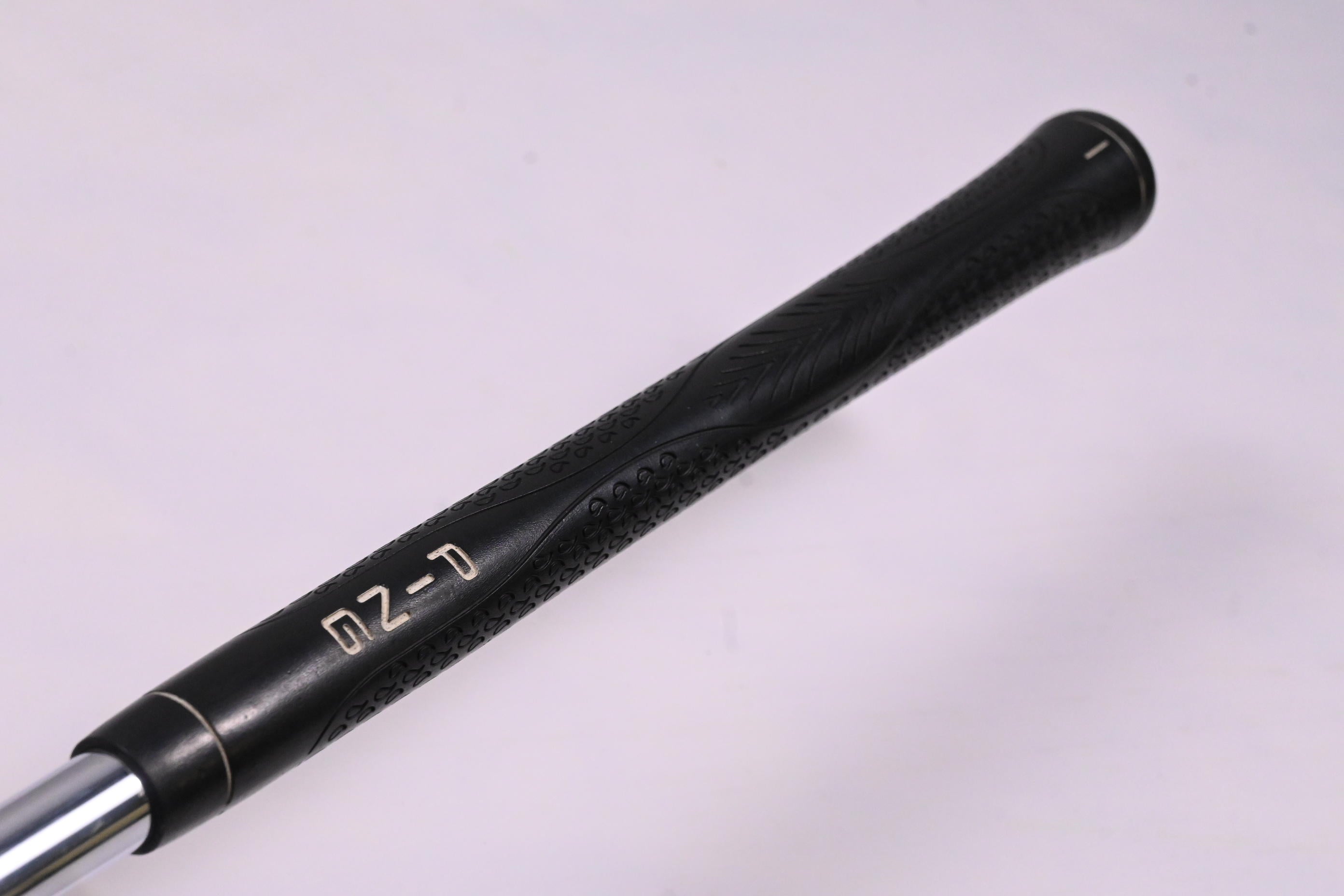 Ping i25 #4 Iron / 24 Degree / Black Dot / Regular Flex Project X Flighted Shaft