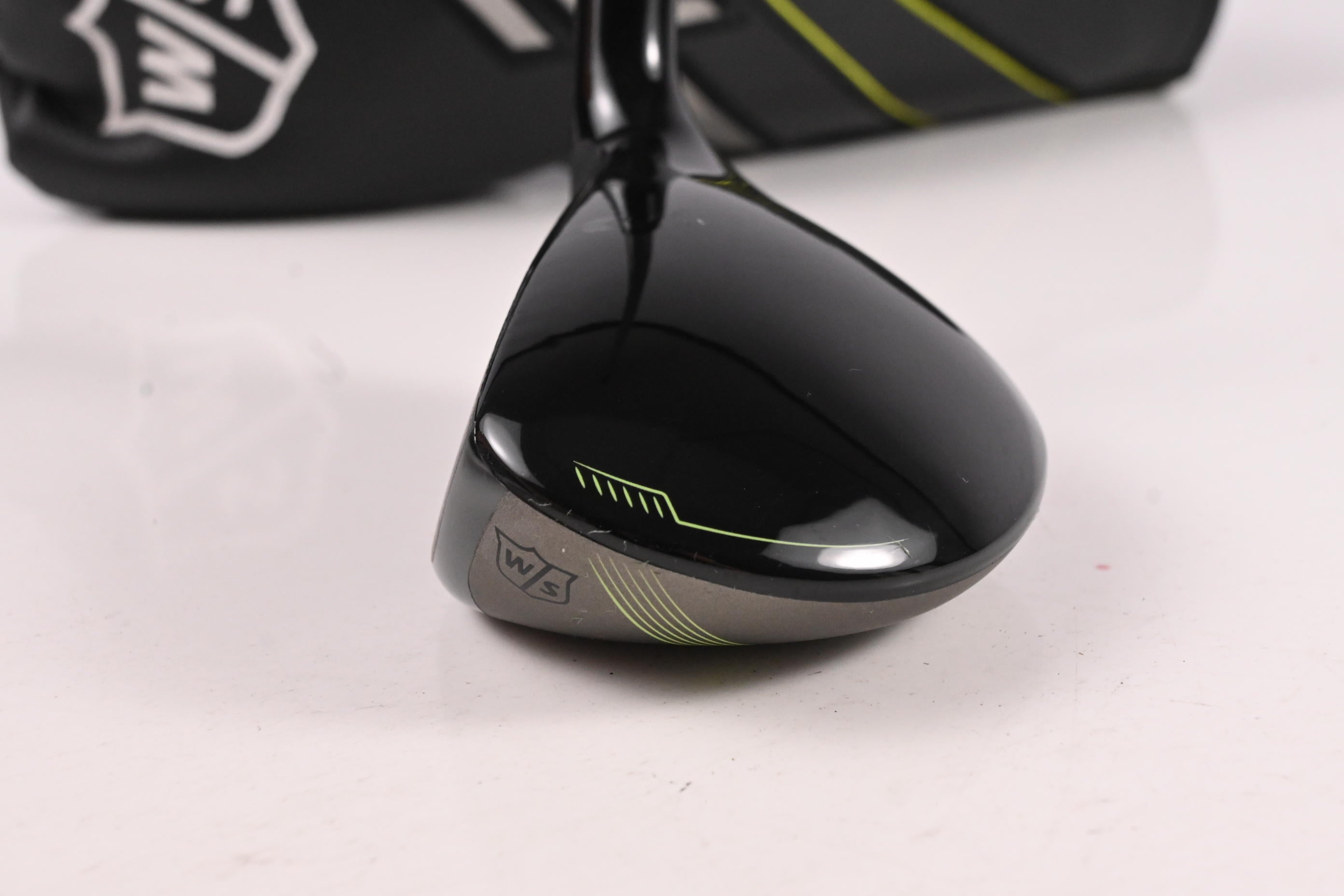 Left Hand Wilson Launch Pad 2022 #3 Hybrid / 19.5 Degree / Regular Flex EvenFlow