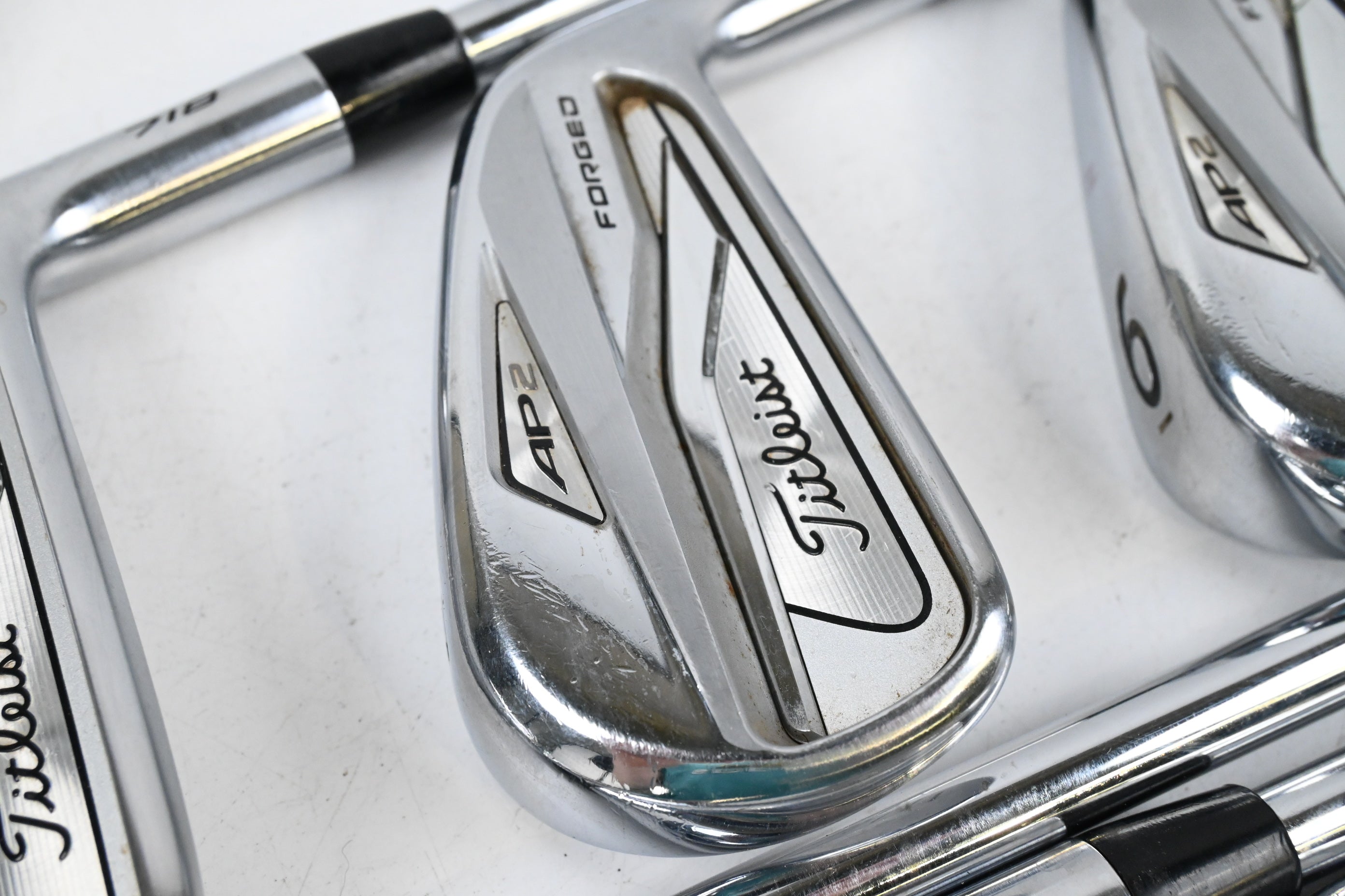 Titleist 718 AP2 Irons / 4-PW / Stiff Flex AMT Tour White S300 Shafts