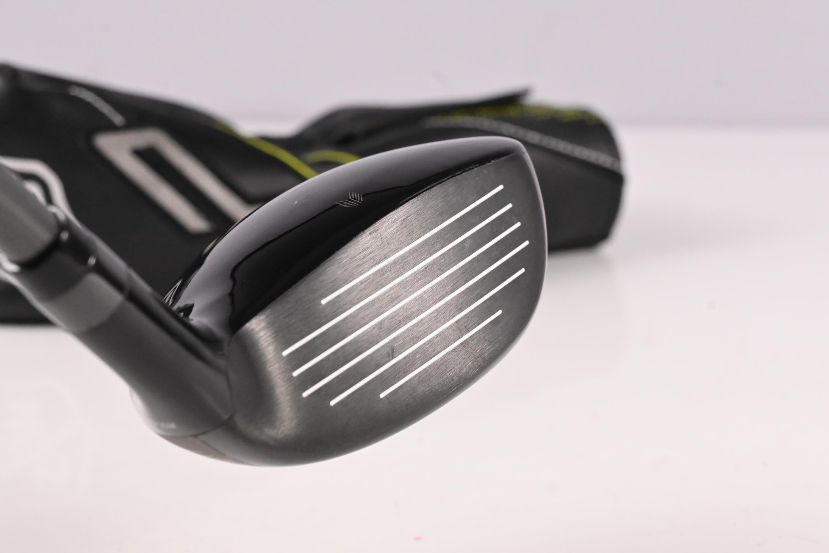 Left Hand Wilson Launch Pad 2022 #3 Hybrid / 19.5 Degree / Regular Flex EvenFlow