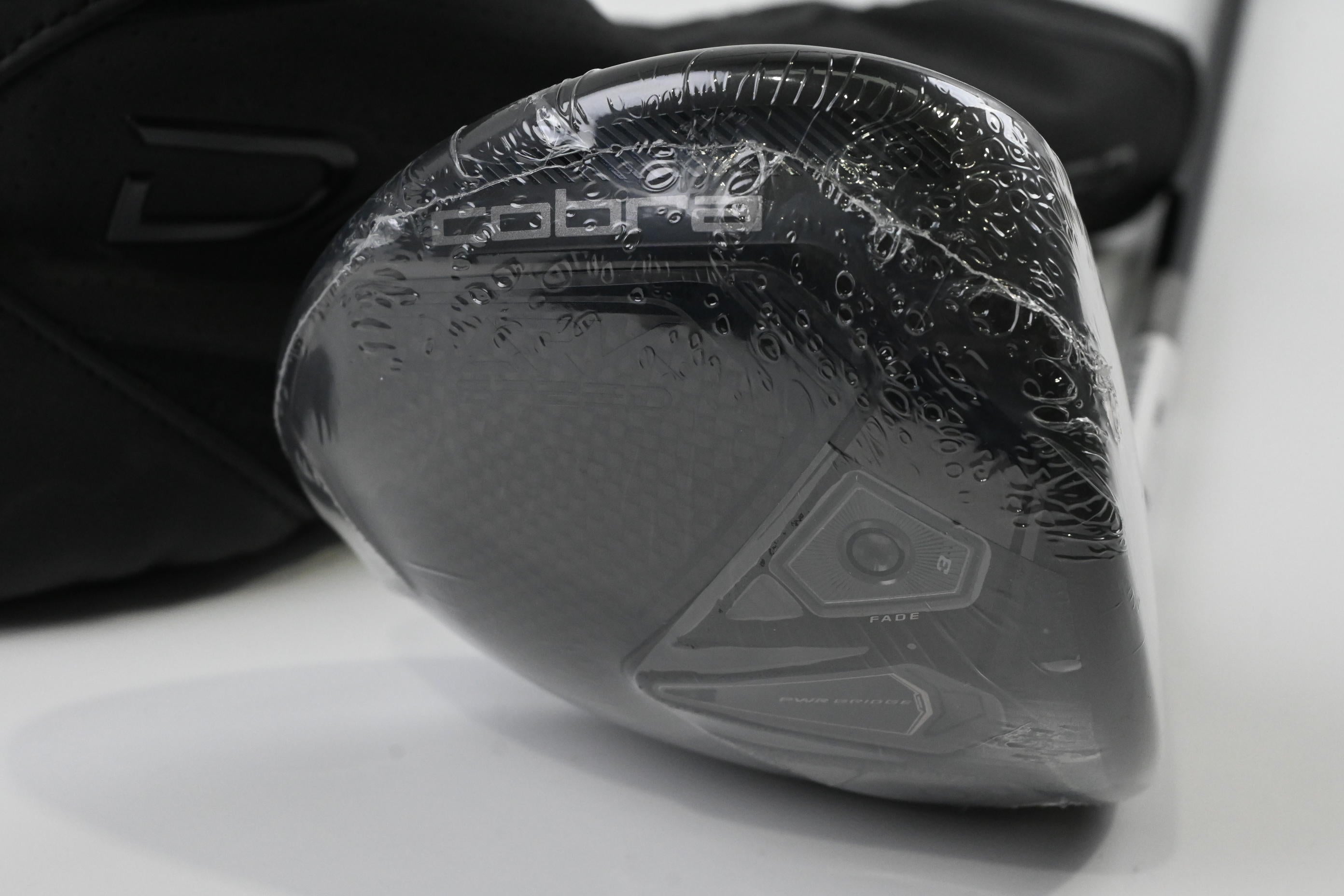 Cobra Darkspeed LS Driver / 9 Degree / Stiff Flex UST Lin-Q M40X White 6 Shaft