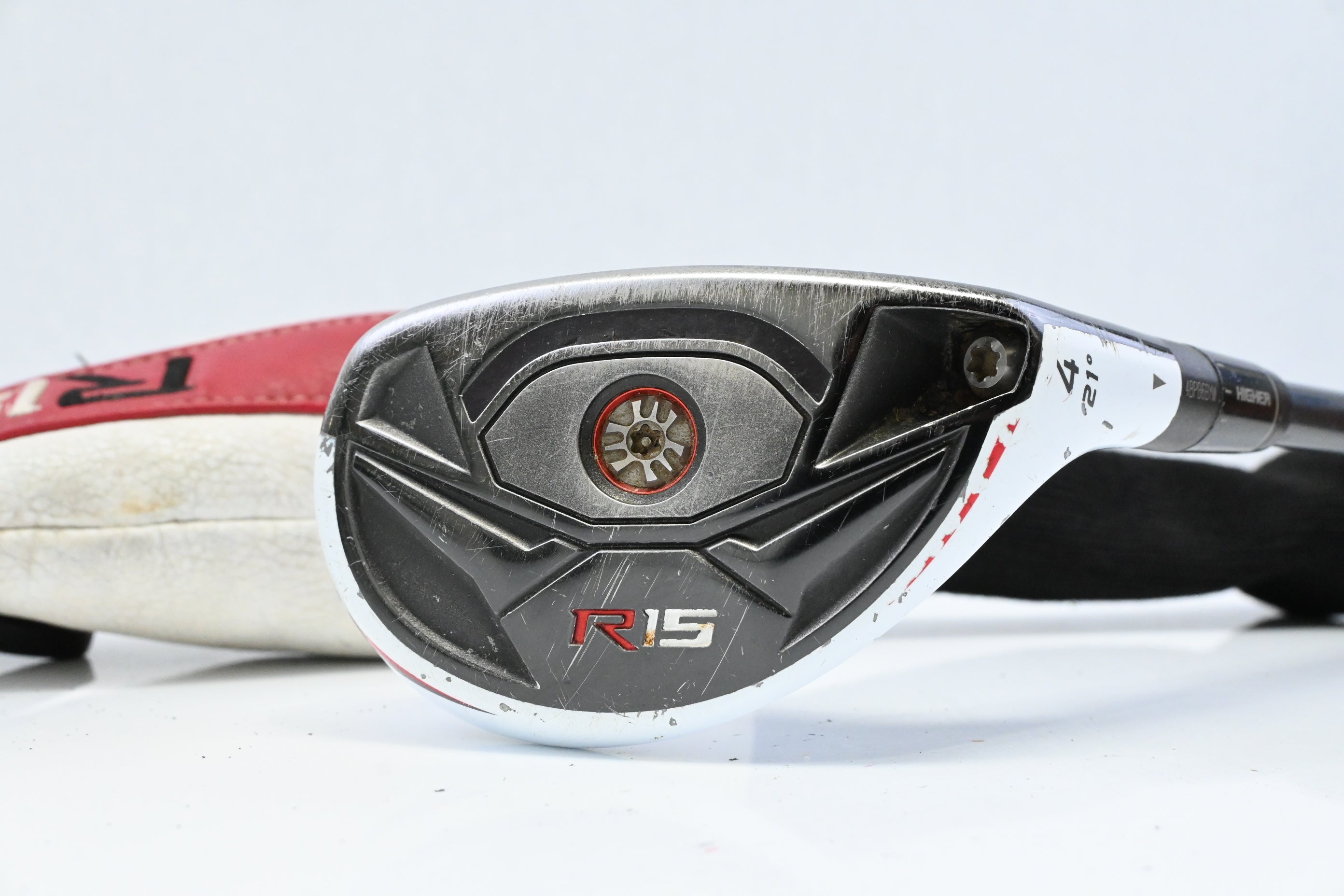 Taylormade R15 #4 Hybrid / 21 Degree / Regular Flex Speeder Evolution 77