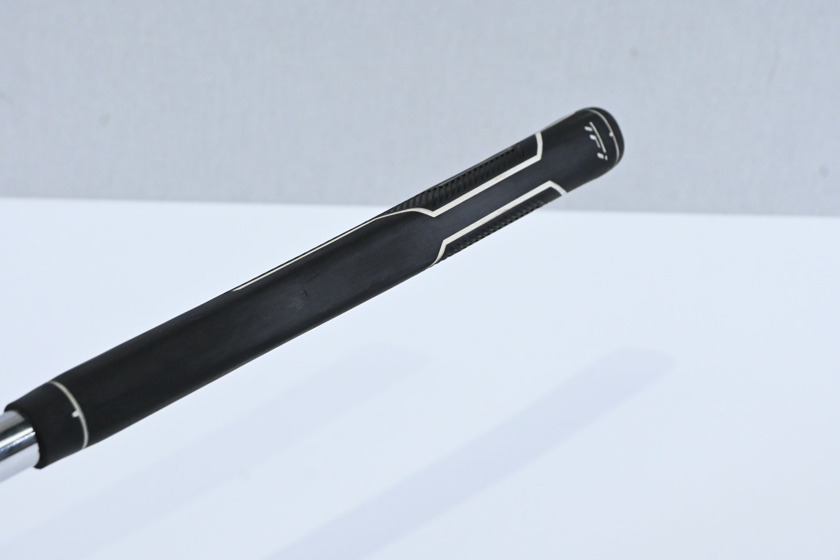 Cleveland TFI 2135 Black 6.5 Putter / 35 Inch