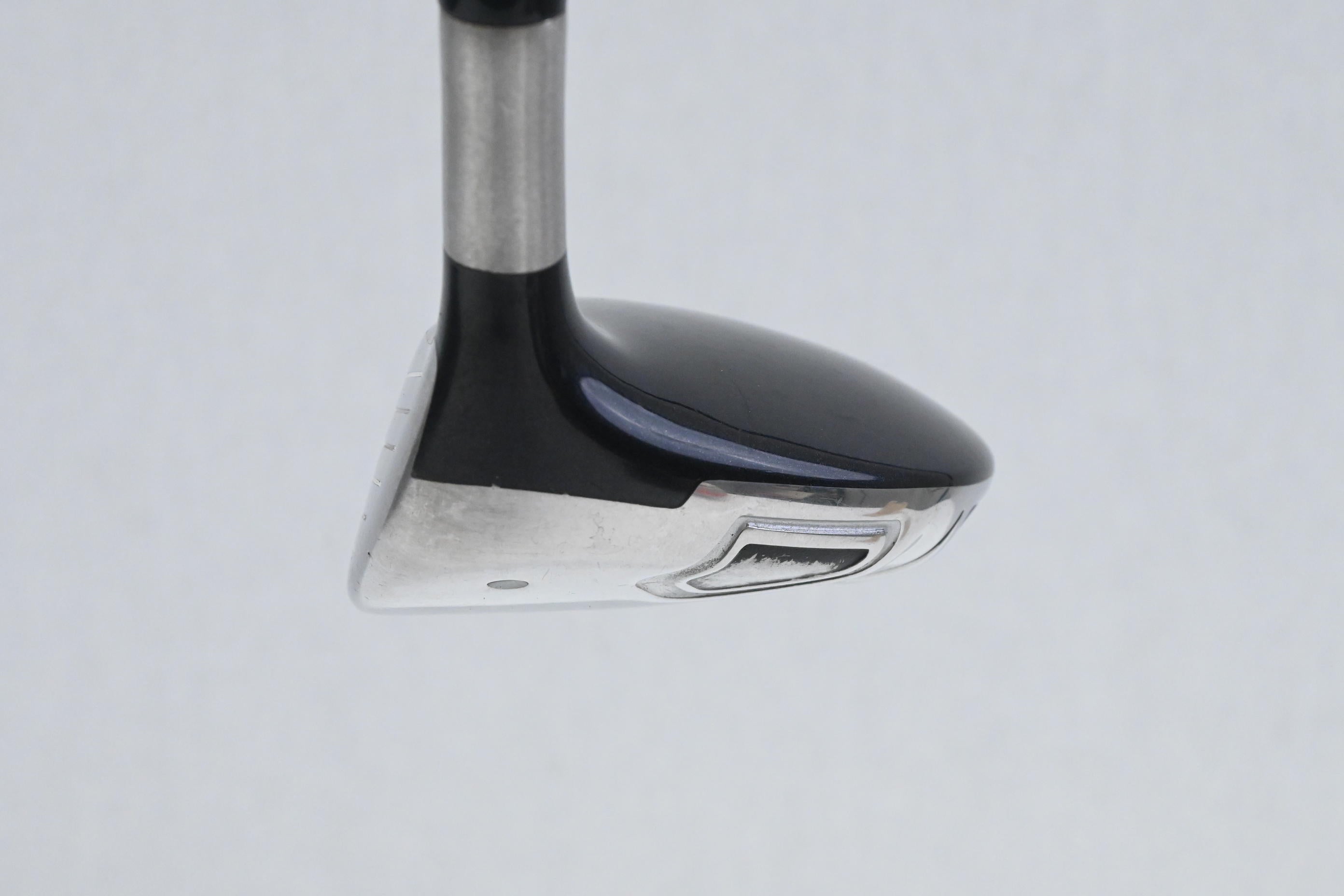 Titleist 909 F2 #5 Wood / 18.5 Degree / Regular Flex Diamana 75 Shaft