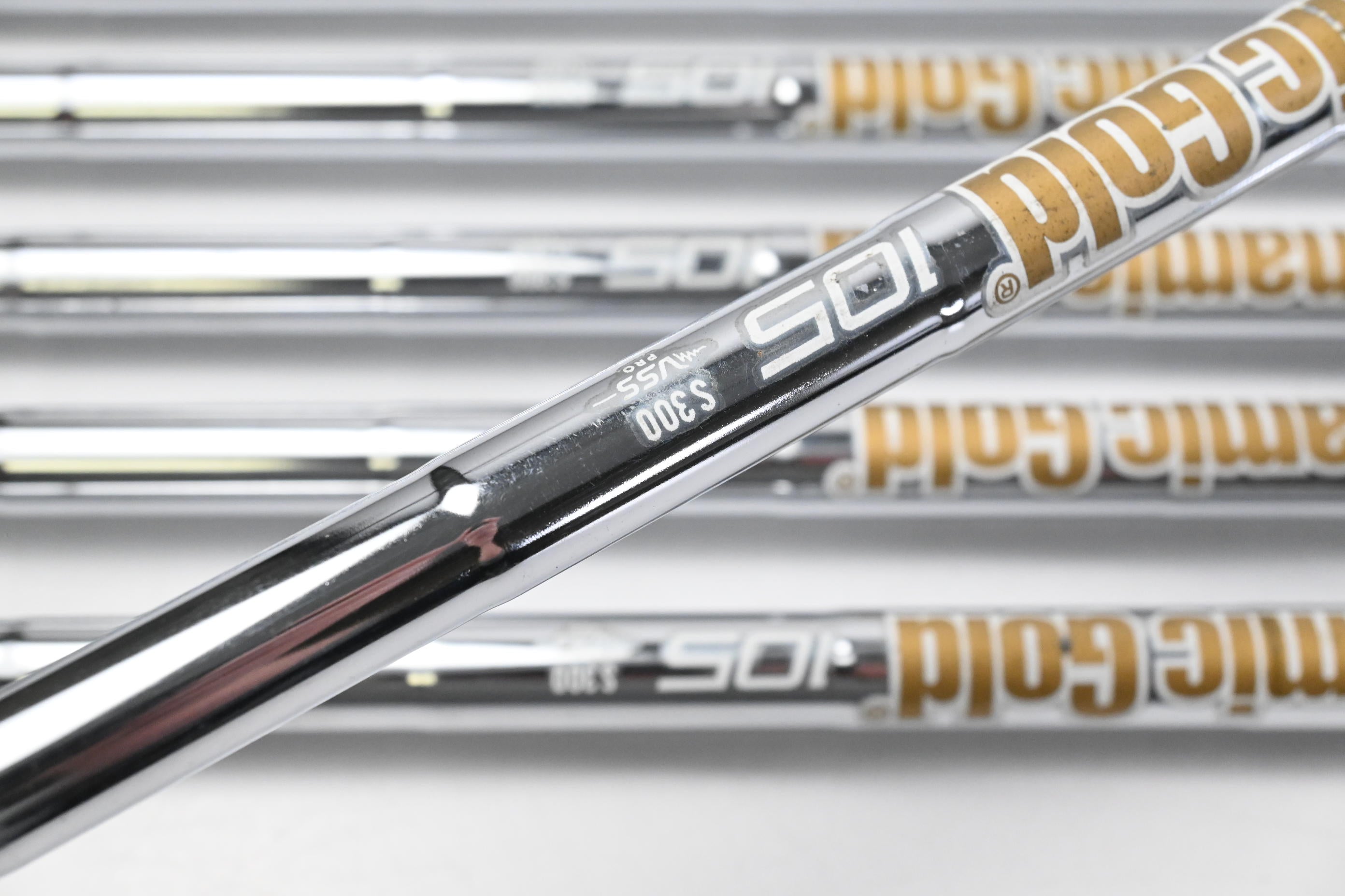 Taylormade P790 2019 Irons / 5-PW / Stiff Flex Dynamic Gold 105 S300 Shafts