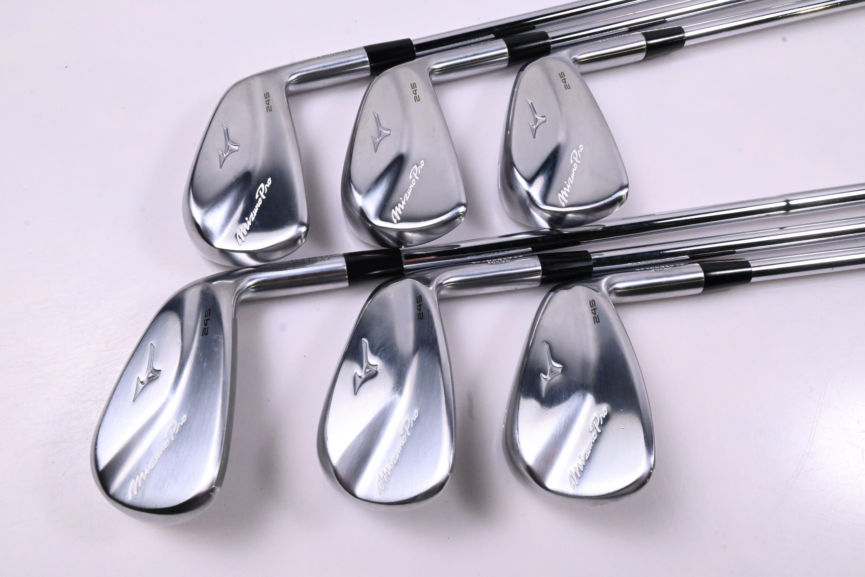 Mizuno Pro 245 Irons / 5-PW / Regular Flex Dynamic Gold Mid 100 R300 Shafts