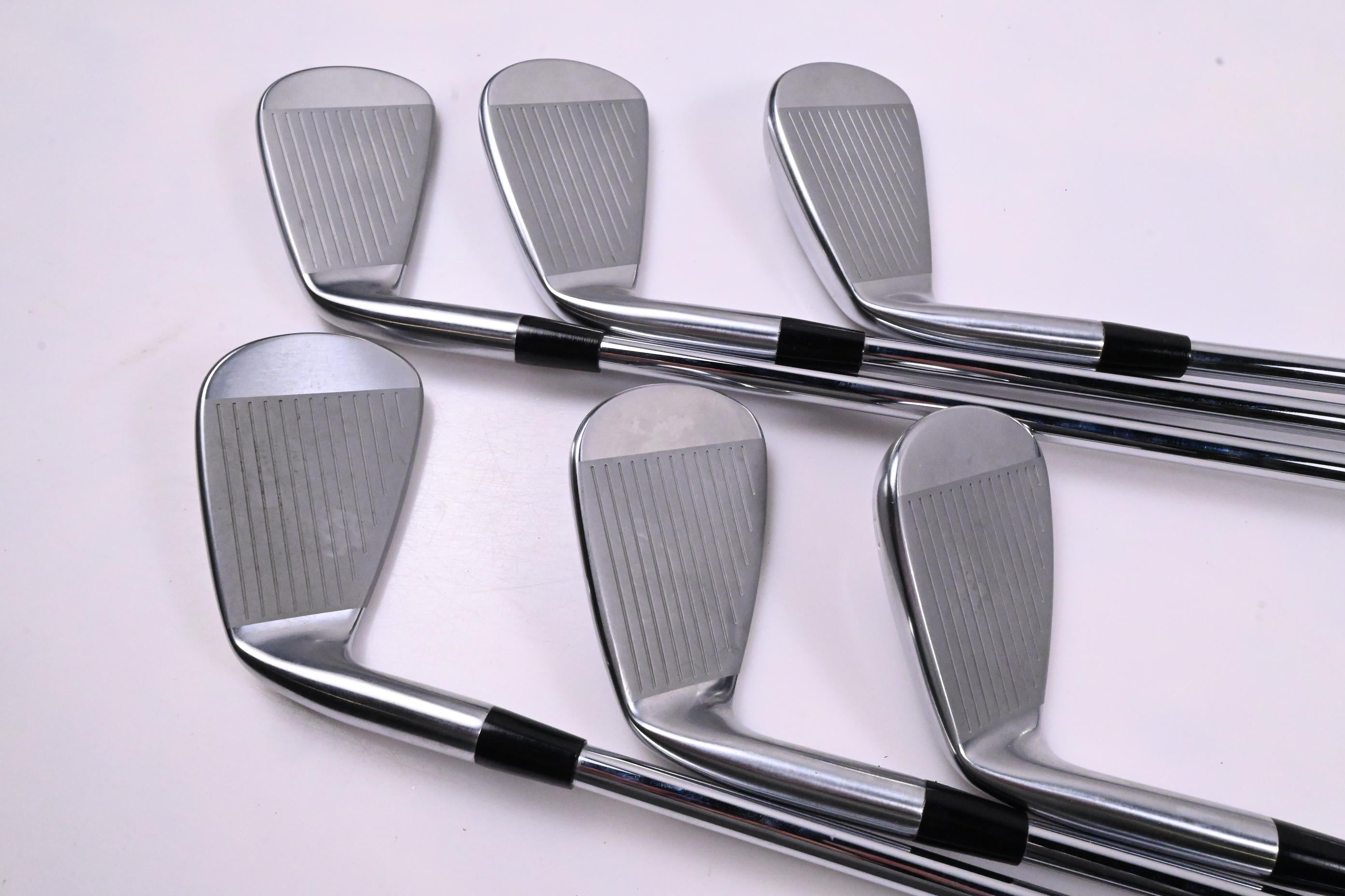 Mizuno Pro 245 Irons / 5-PW / Regular Flex Dynamic Gold Mid 100 R300 Shafts