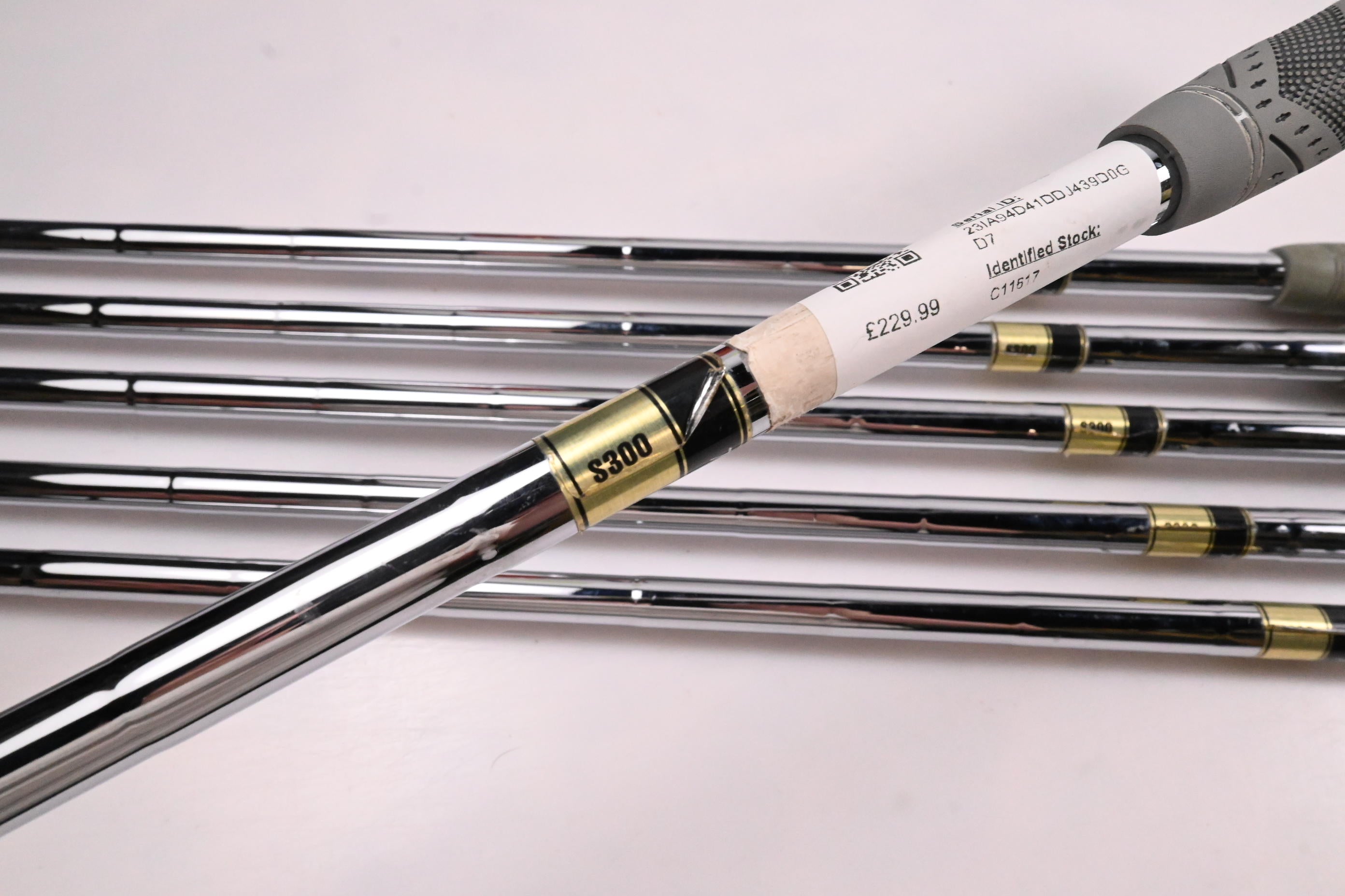 Ping i-Series E1 Irons / 5-PW / Red Dot / Stiff Flex Dynamic Gold S300 Shafts