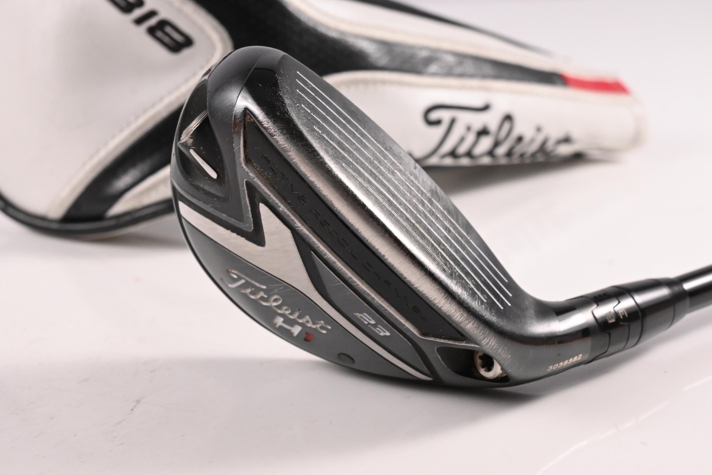 Titleist 818 H1 #4 Hybrid / 23 Degree / Regular Flex Tensei CK Red 60 Shaft
