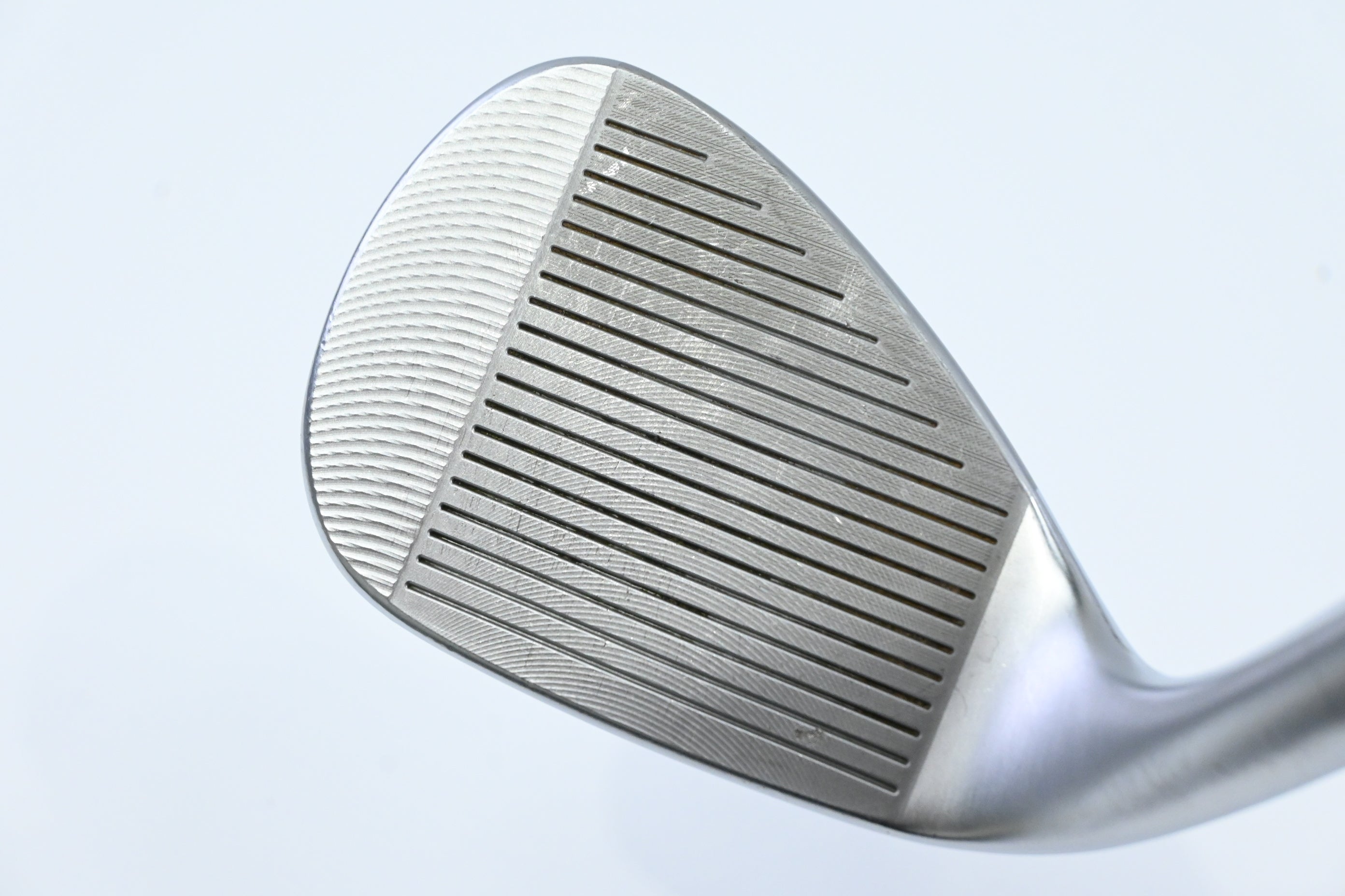 Cleveland CBX 4 Zipcore Gap Wedge / 52 Degree / Wedge Flex UST Recoil Dart 80
