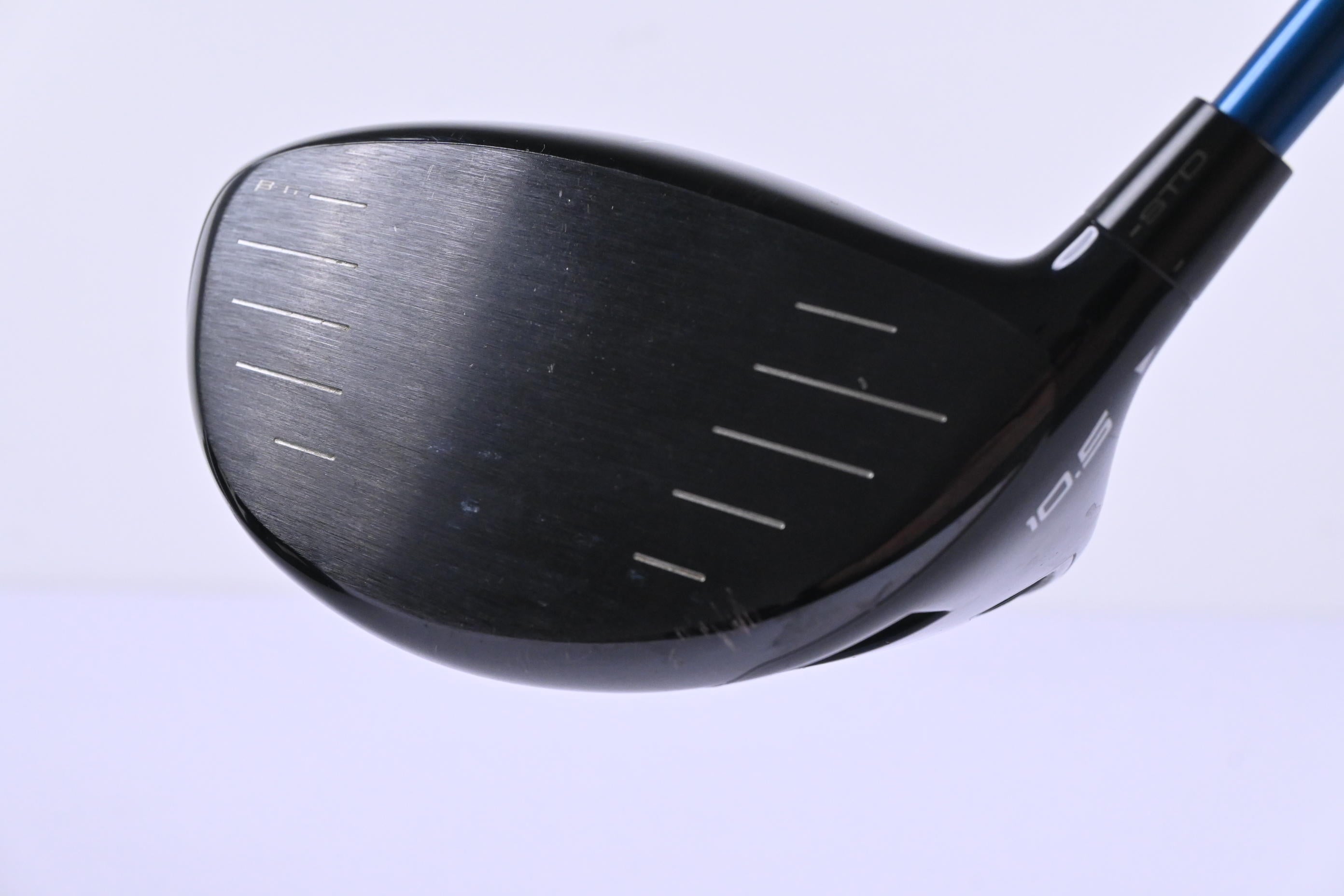 Mizuno ST-X Driver / 10.5 Degree / Regular Flex Evenflow Riptide CB 50 Shaft
