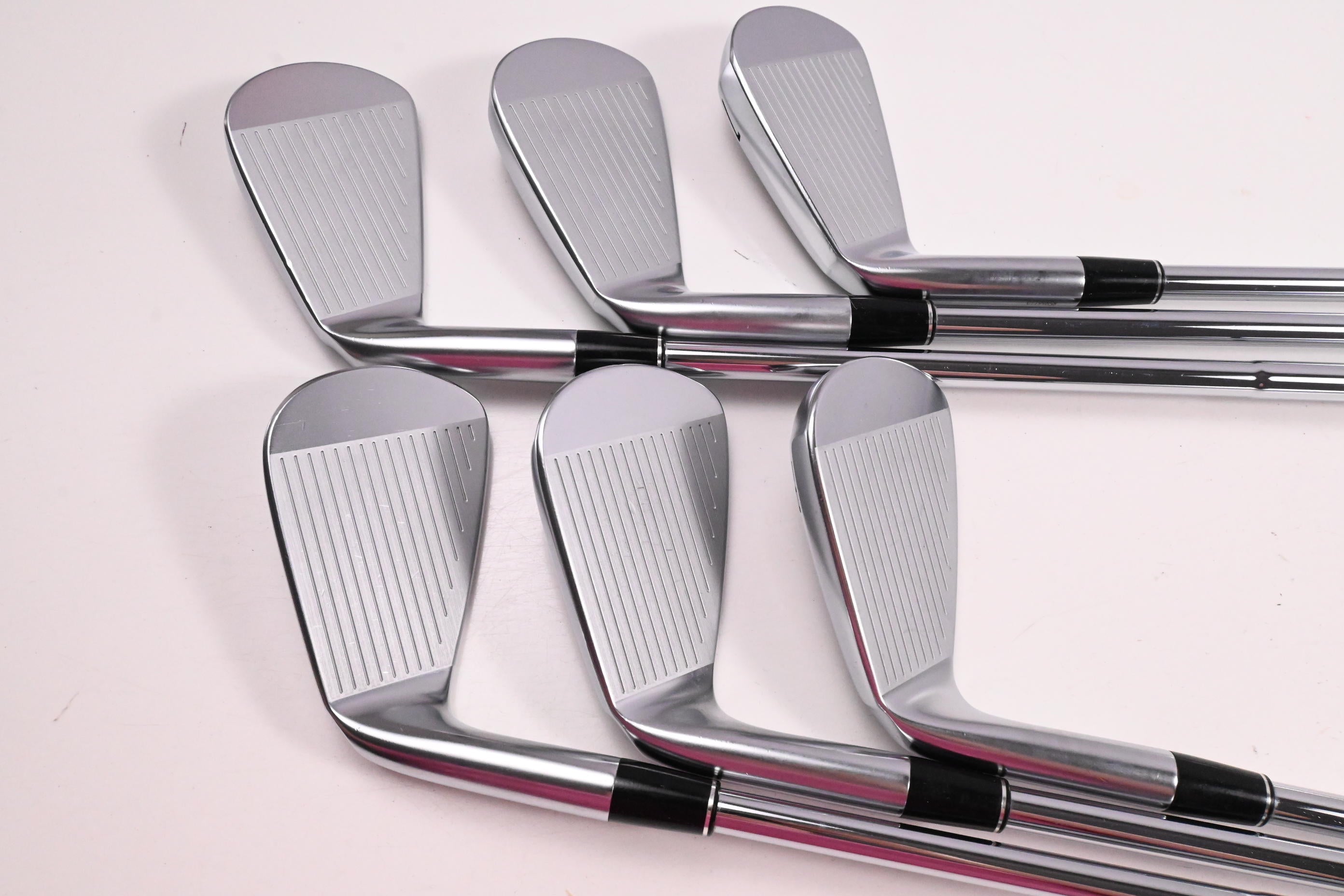 Srixon ZXi7 Irons / 5-PW / Stiff Flex Dynamic Gold Mid 115 S300 Shafts