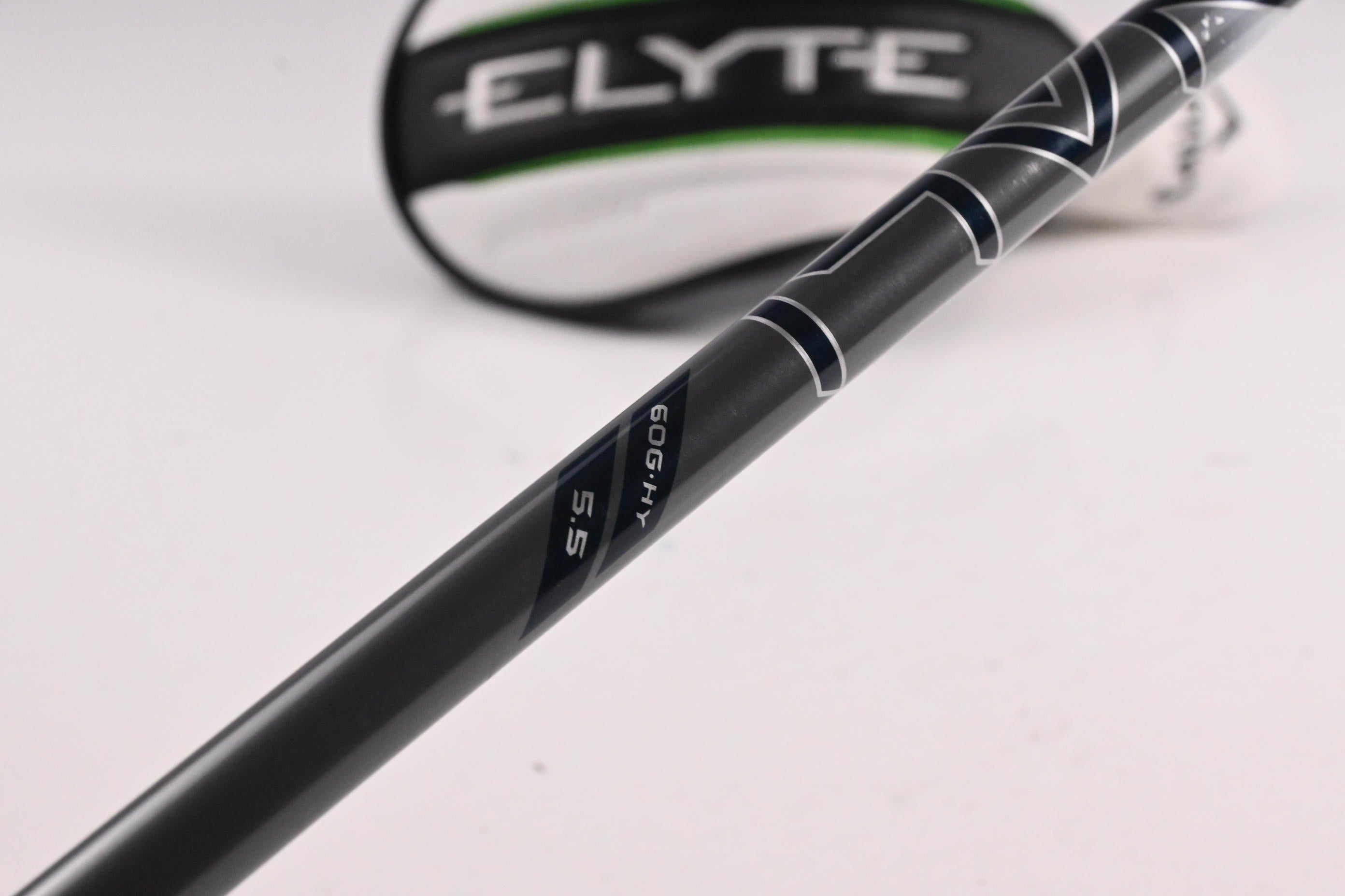 Callaway Elyte X #4 Hybrid / 21 Degree / Regular Flex Denali Charcoal 60 Shaft