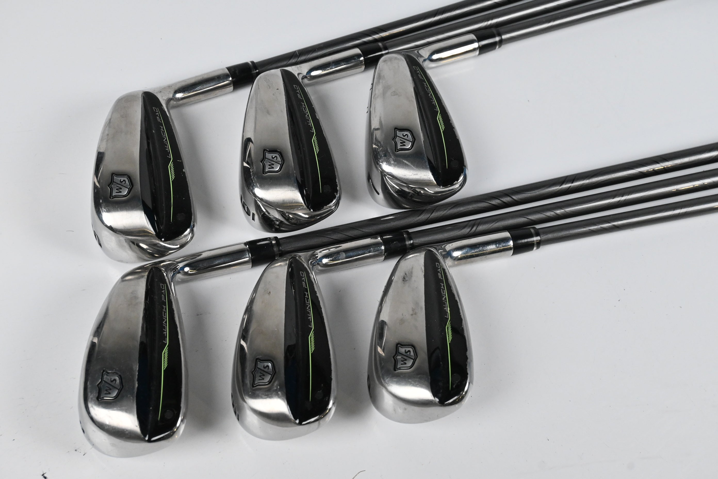 Wilson Launch Pad 2022 Irons / 5-PW / Regular Flex EvenFlow Green 65 Shafts