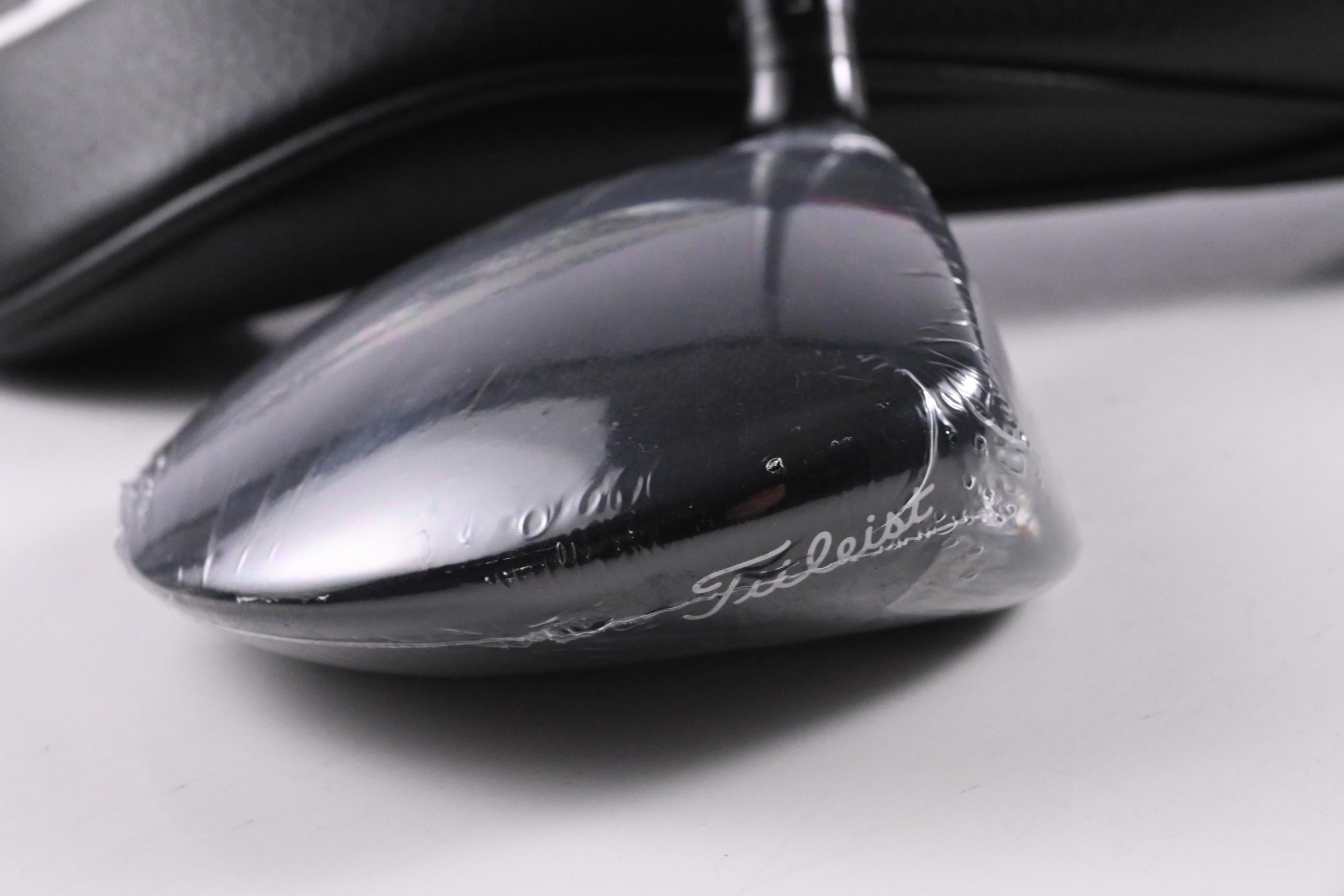 Titleist GT1 #5 Wood / 18 Degree / Regular Flex Fujikura Air Speeder 40 Shaft