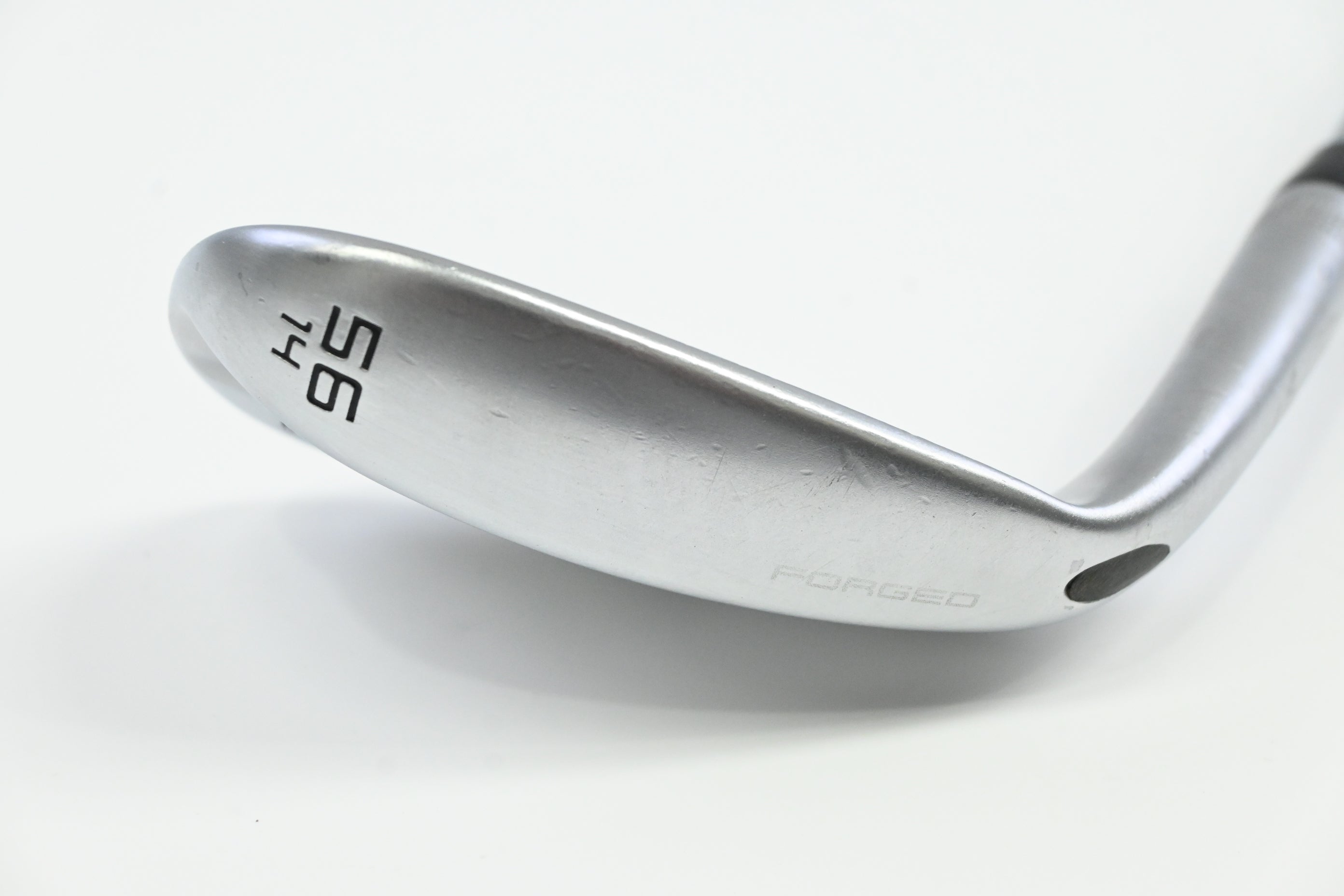 Wilson Staff Model Sand Wedge / 56 Degree / Stiff Flex Dynamic Gold 120 S300