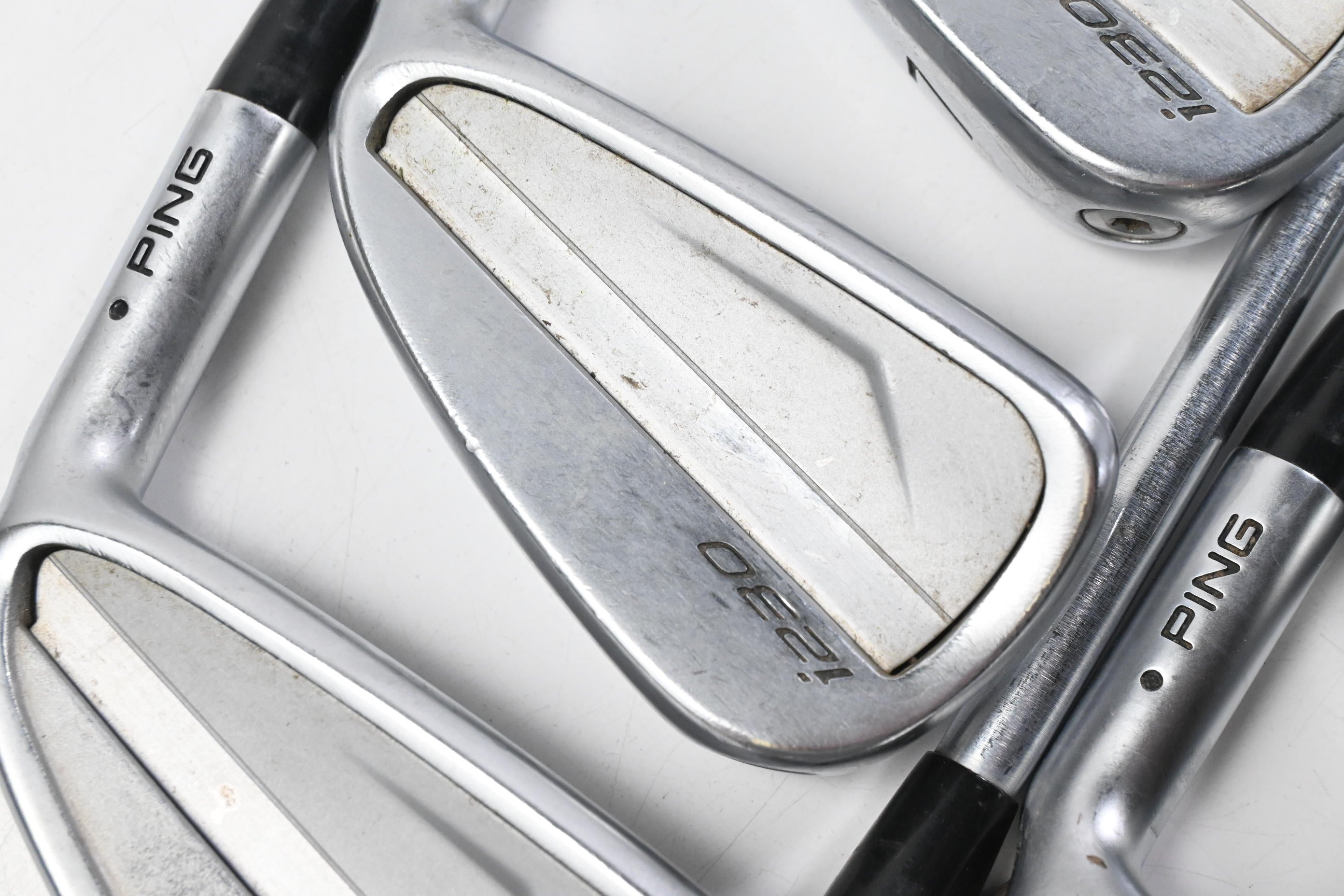 Ping i230 Irons / 5-PW+GW / Black Dot / X-Flex Project X X IO 115 Shafts