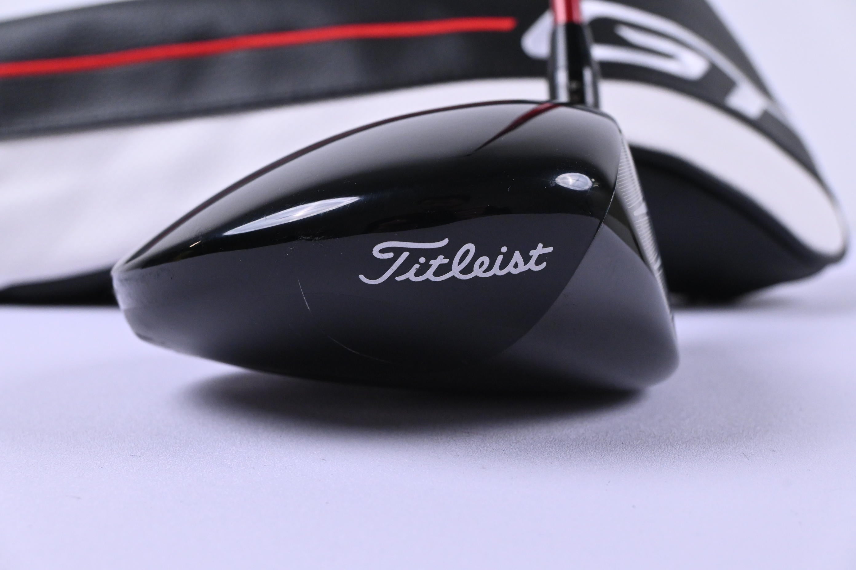 Titleist GT2 Driver / 11 Degree / Stiff Flex Denali Red 60 Shaft