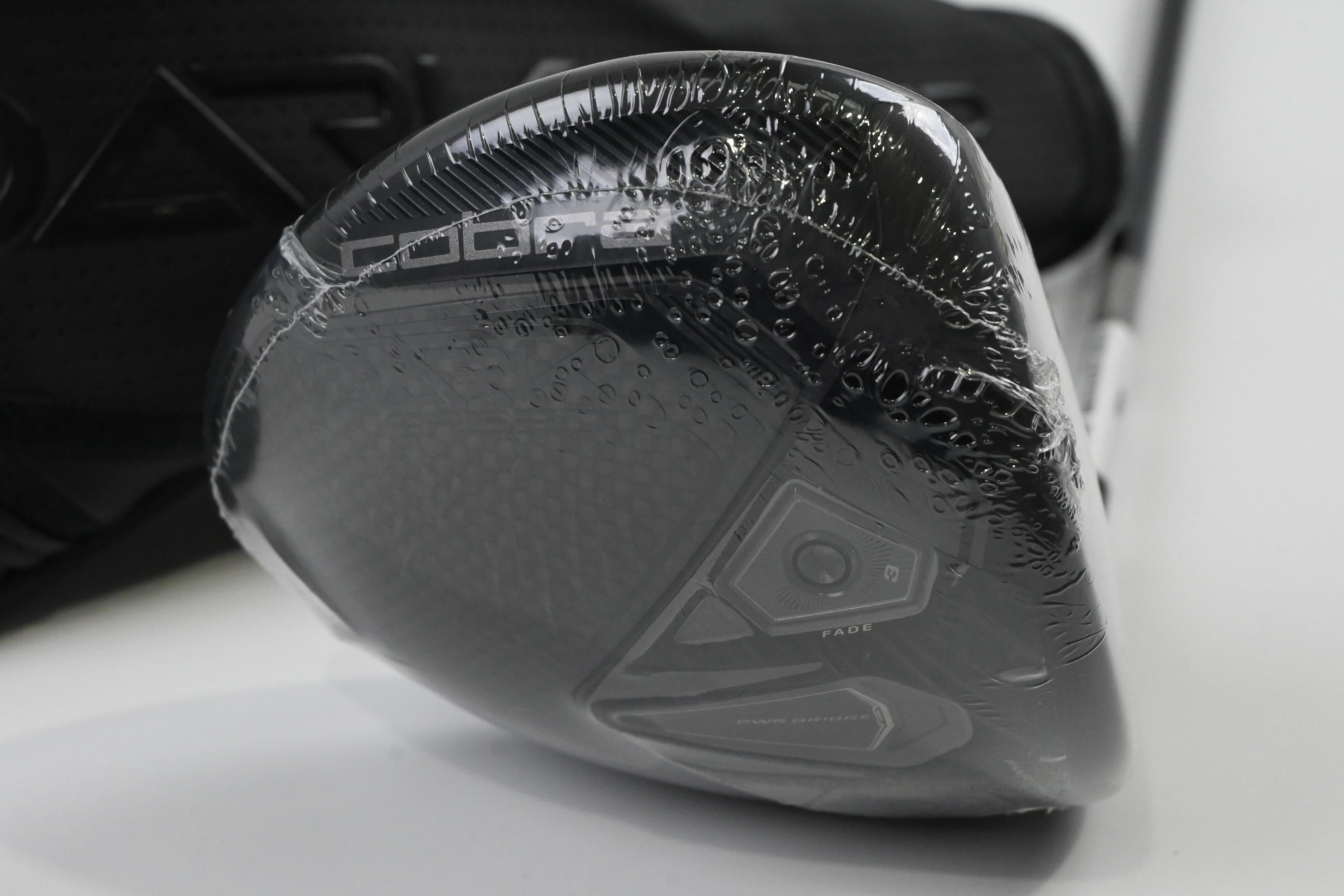 Cobra Darkspeed LS Driver / 9 Degree / Stiff Flex UST Lin-Q M40X White 6 Shaft