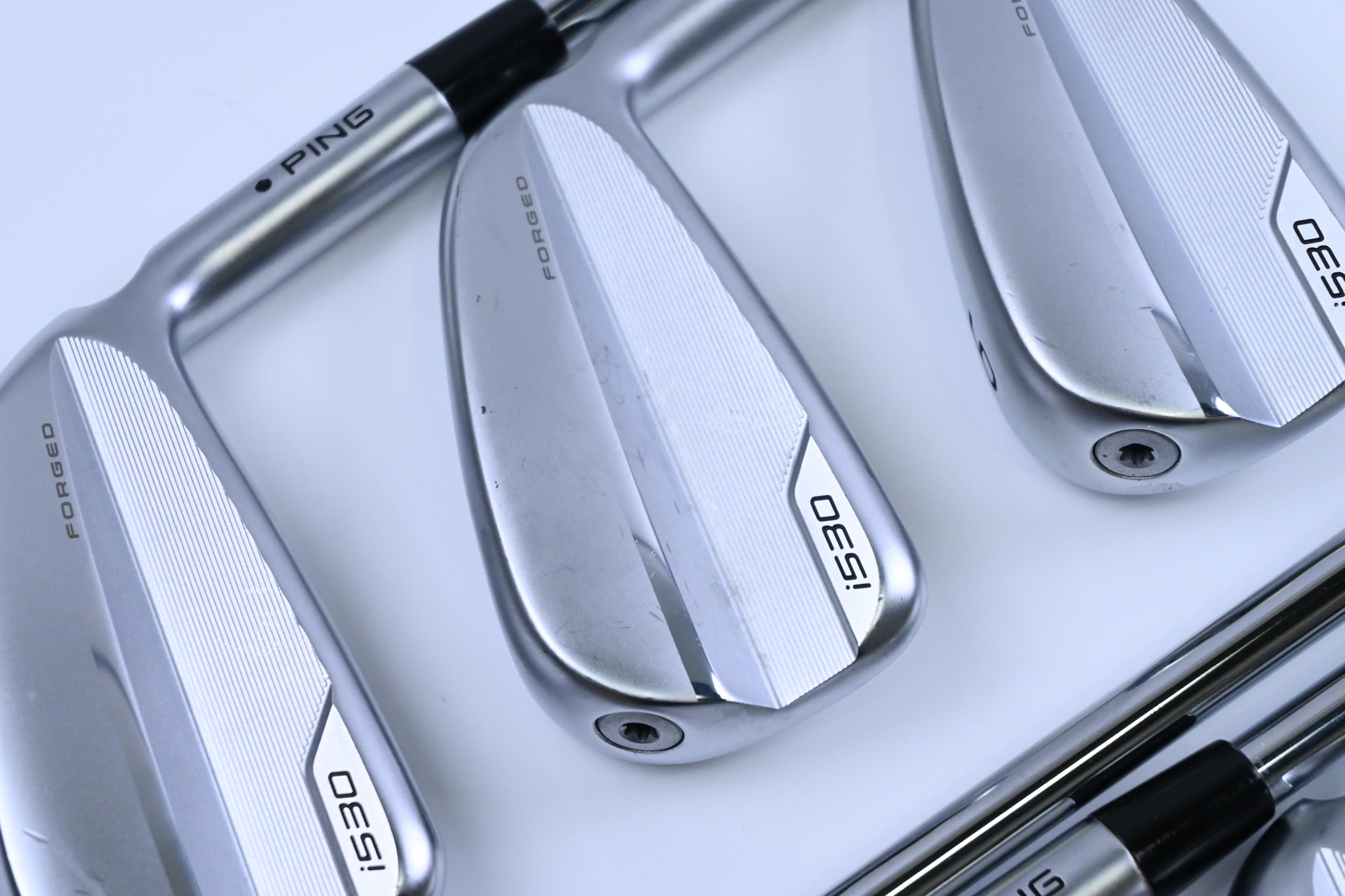 Ping i530 Irons / 4-PW / Black Dot / Stiff Flex Dynamic Gold 100 S300 Shafts