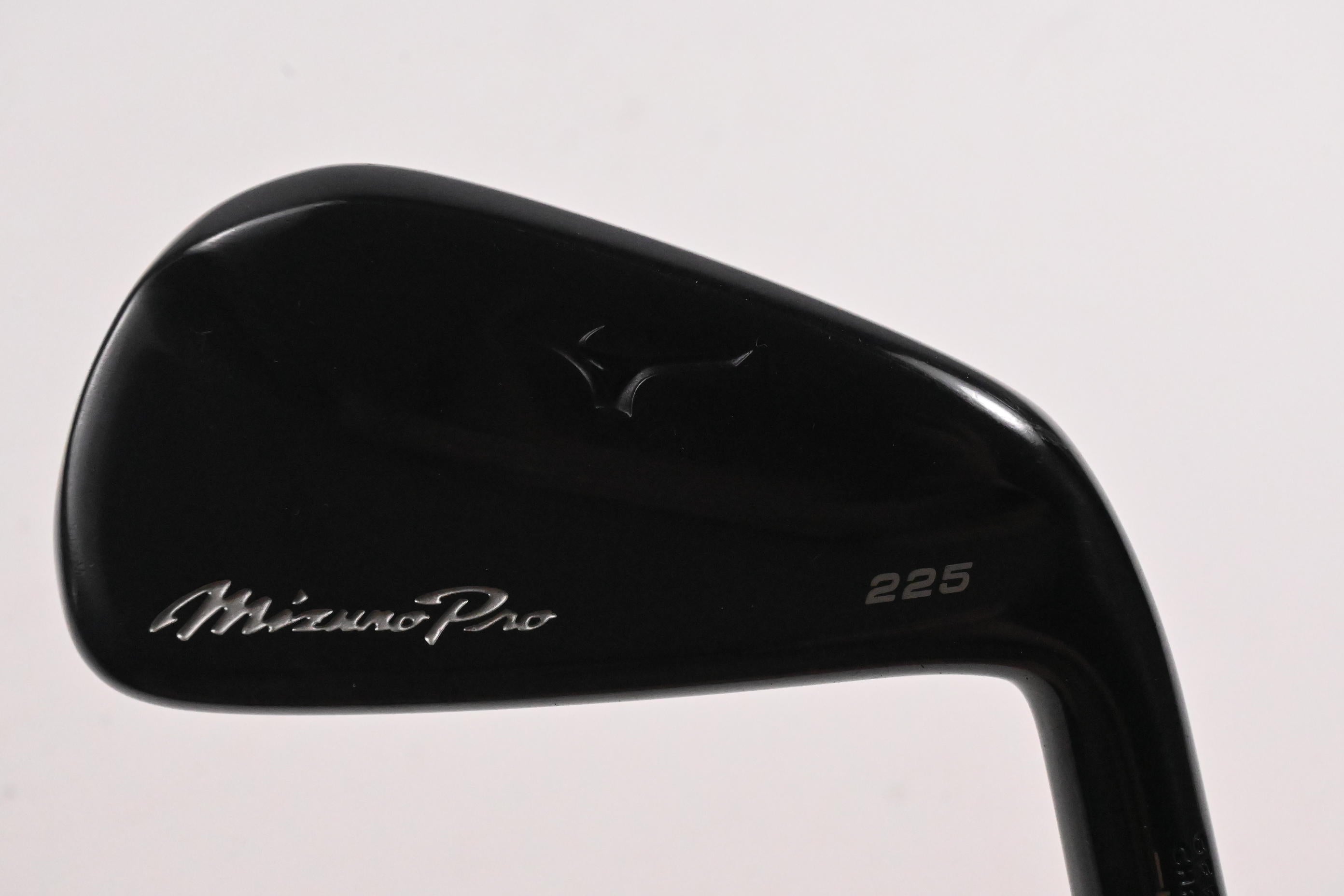 Mizuno Pro 225 #5 Iron / 24 Degree / Stiff Flex Dynamic Gold S300 Shaft