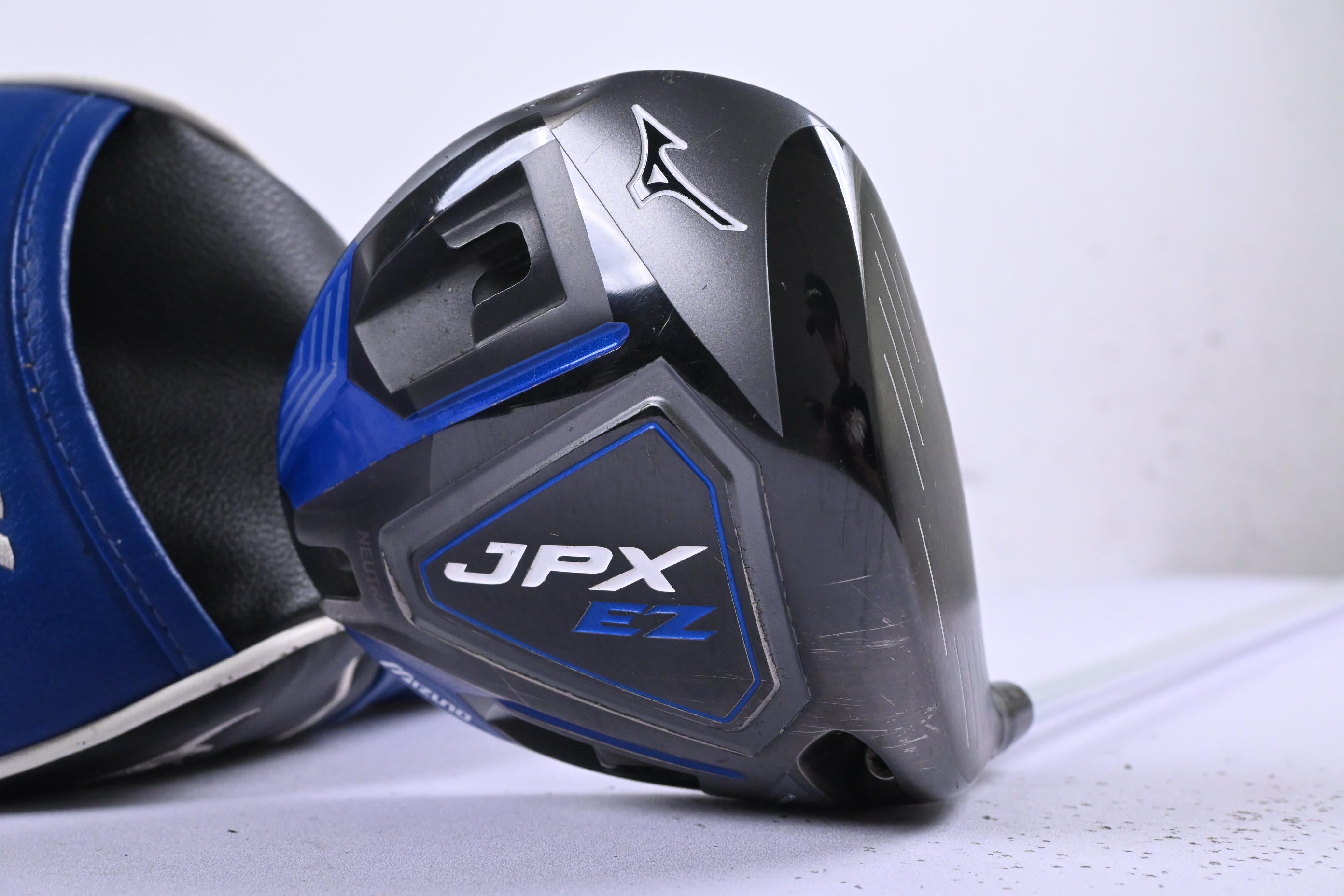 Mizuno JPX EZ 2016 Driver / 10.5 Degree / Regular Flex Fujikura Orochi 55 Shaft