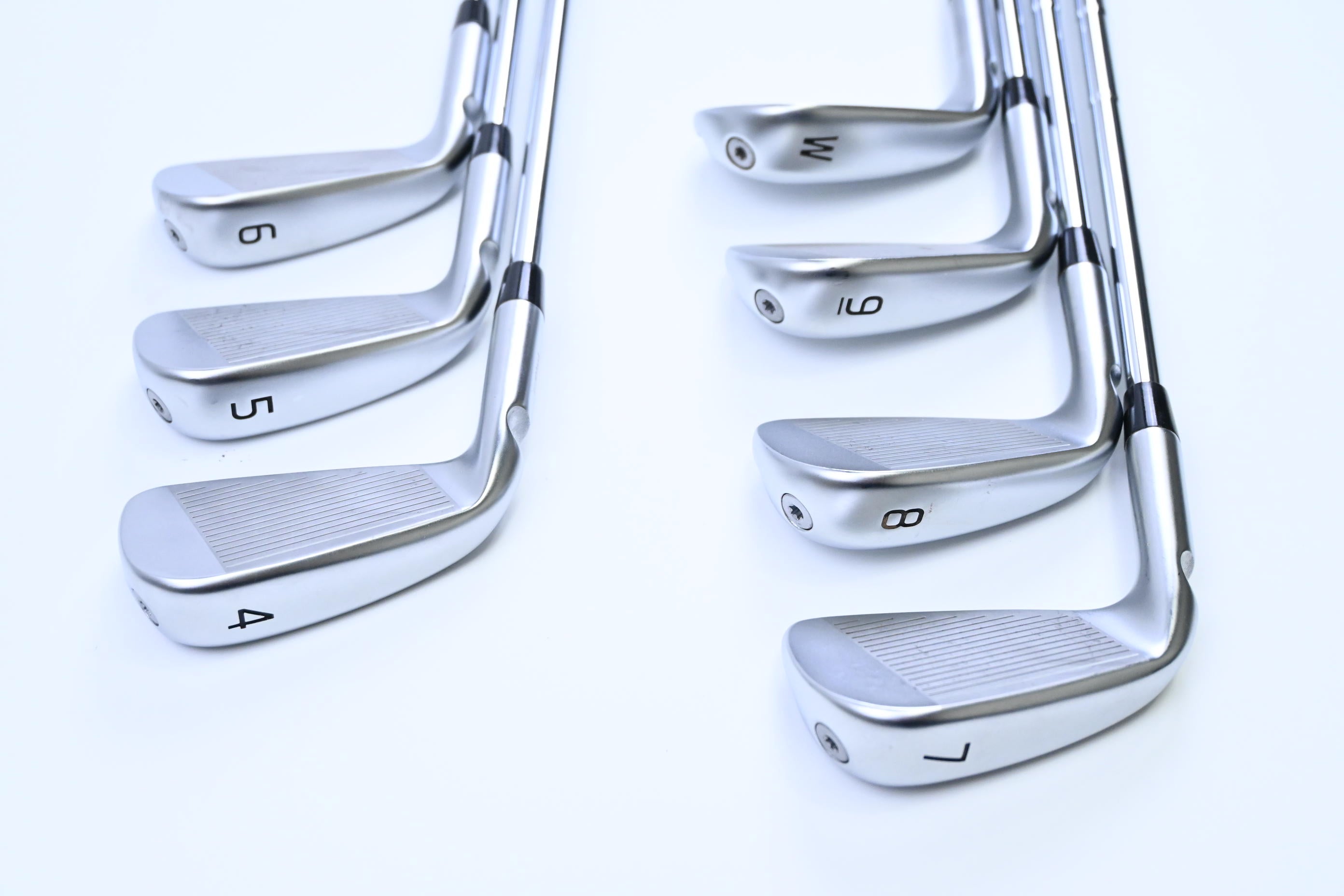Ping i530 Irons / 4-PW / Black Dot / Stiff Flex Dynamic Gold 100 S300 Shafts