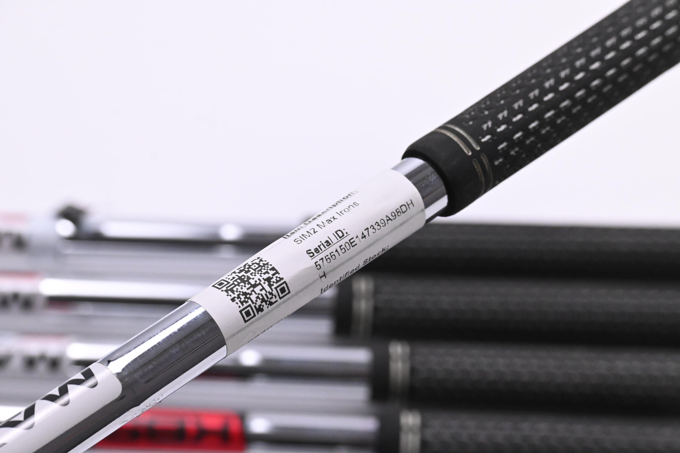 Taylormade SIM2 Max Irons / 6-PW+SW / Stiff Flex KBS MAX MT 85 Shafts