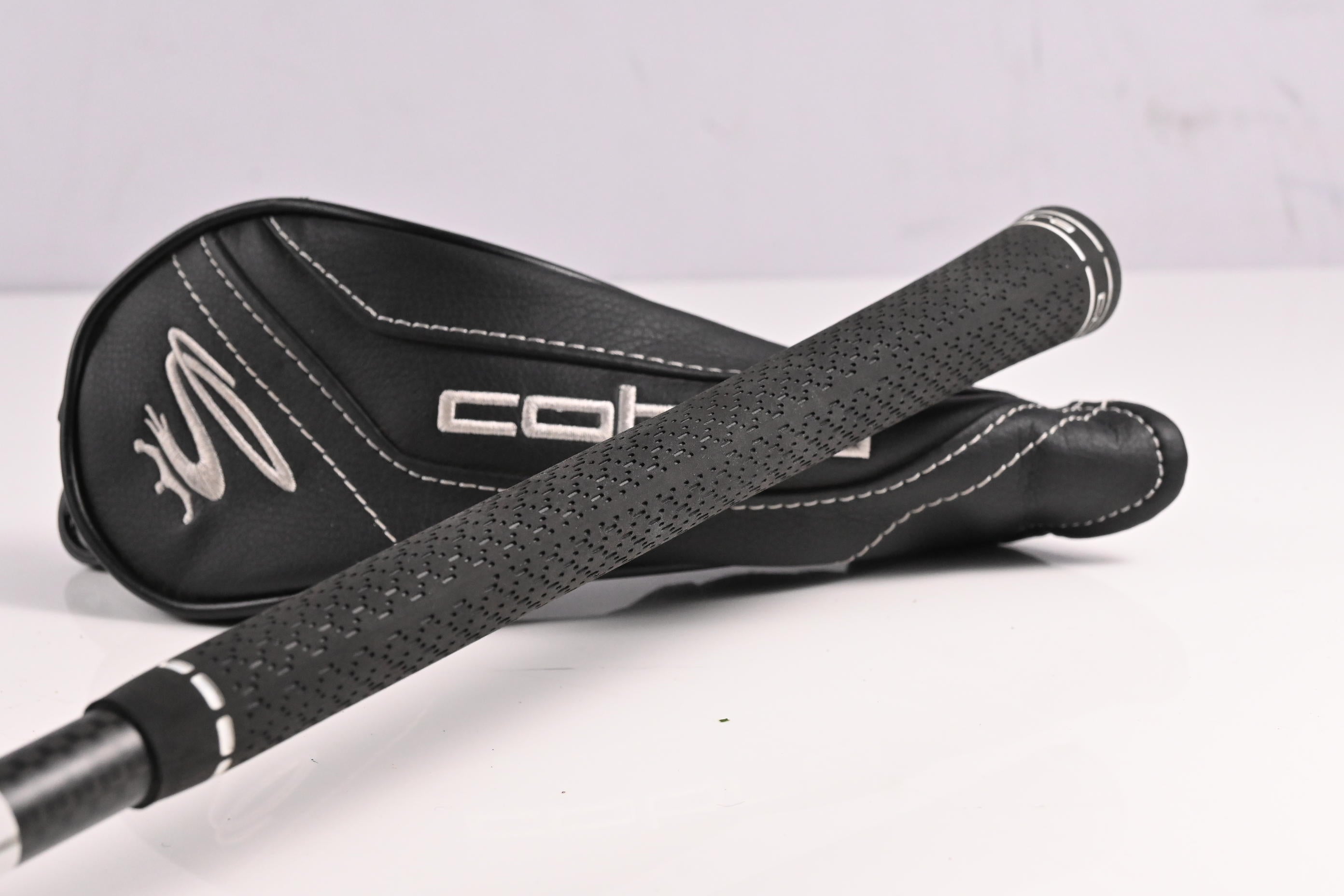 Left Hand Cobra Air-X #6 Hybrid / 28 Degree / Regular Flex Cobra Ultralite 50