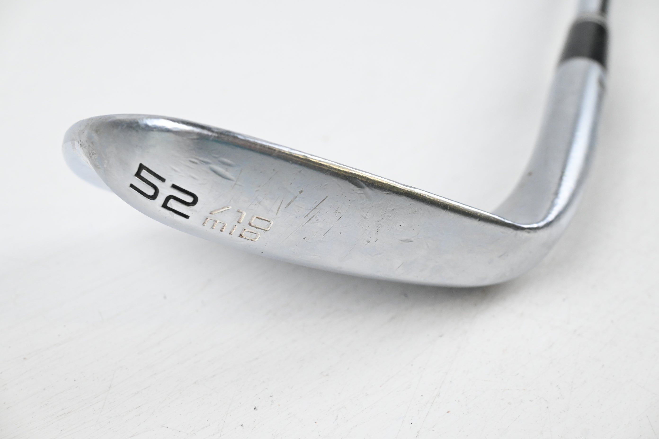 Cleveland RTX-4 Gap Wedge / 52 Degree / Stiff Flex Dynamic Gold S400 Shaft