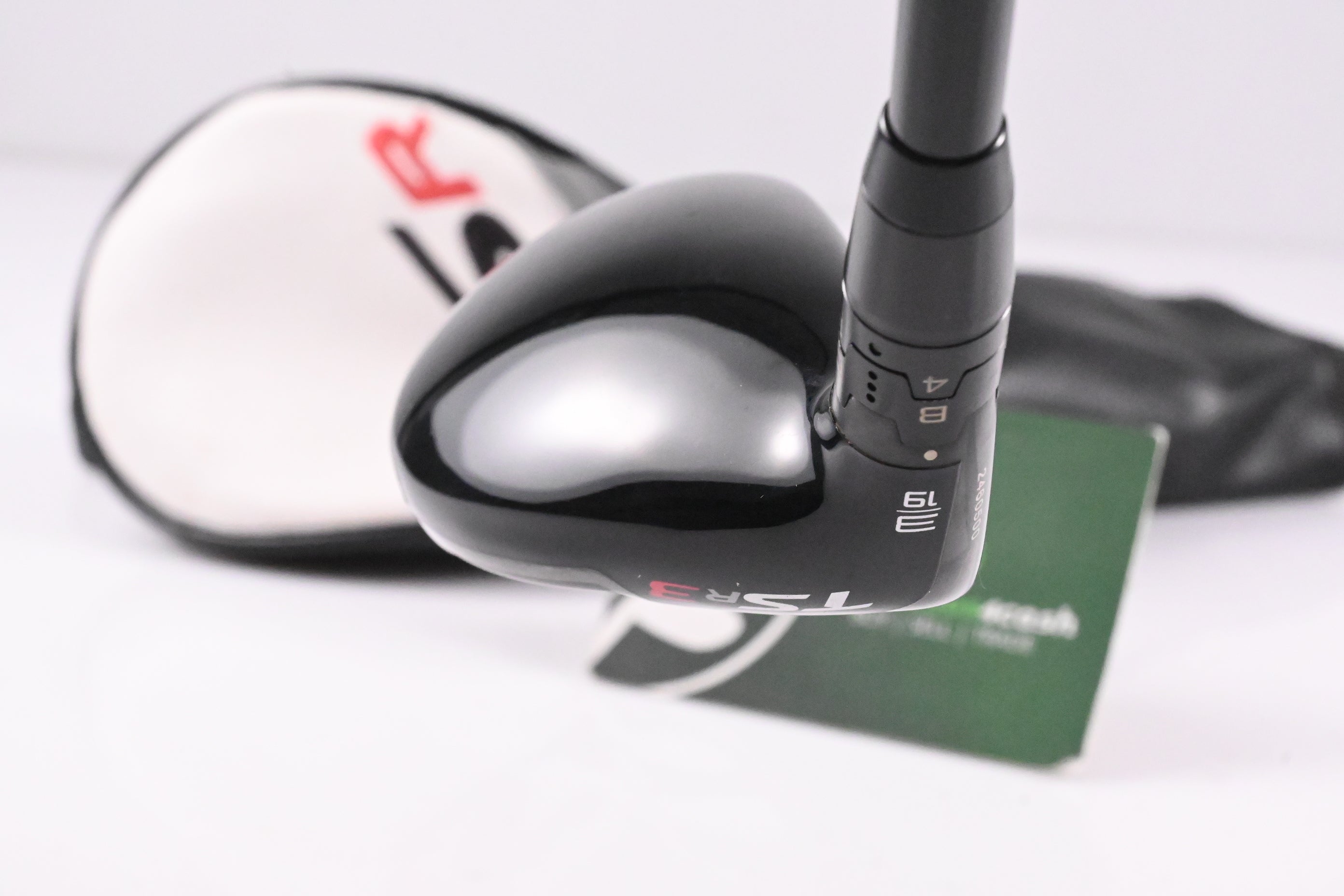 Left Hand Titleist TSR3 #3 Hybrid / 19 Degree / X-Flex HZRDUS Smoke RDX Black 80