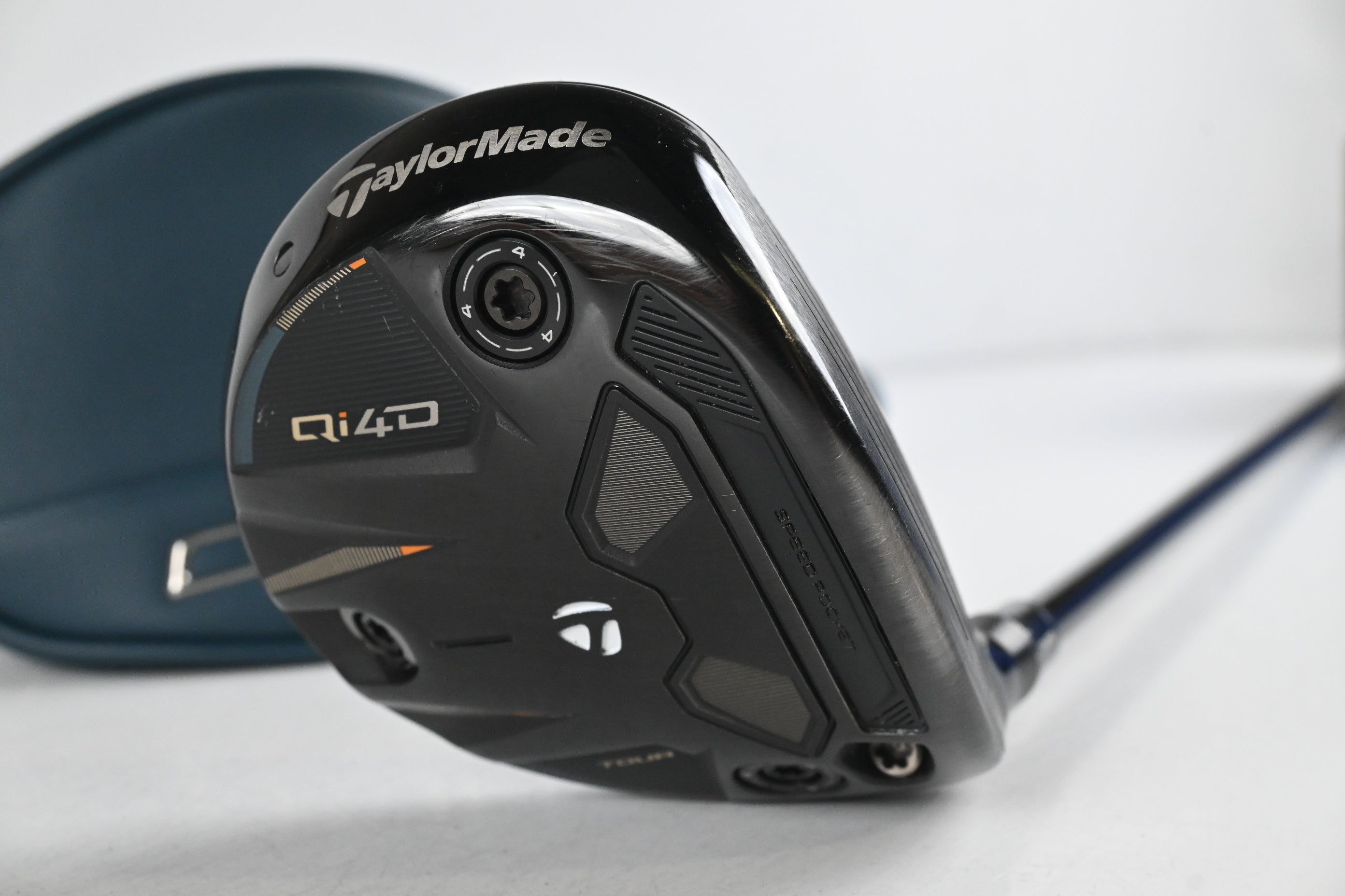 Taylormade Qi4D Tour #5 Wood / 18 Degree / X-Flex HZRDUS Smoke Blue RDX 70 Shaft