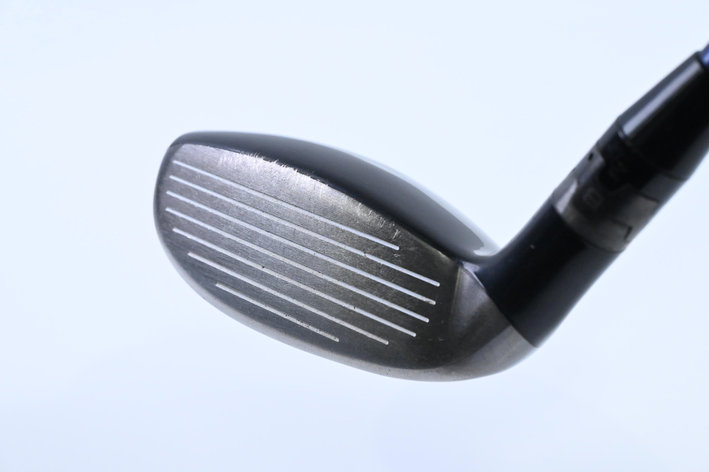 Titleist 910H #2 Hybrid / 17 Degree / Stiff Flex Diamana Kai'li 80 Shaft