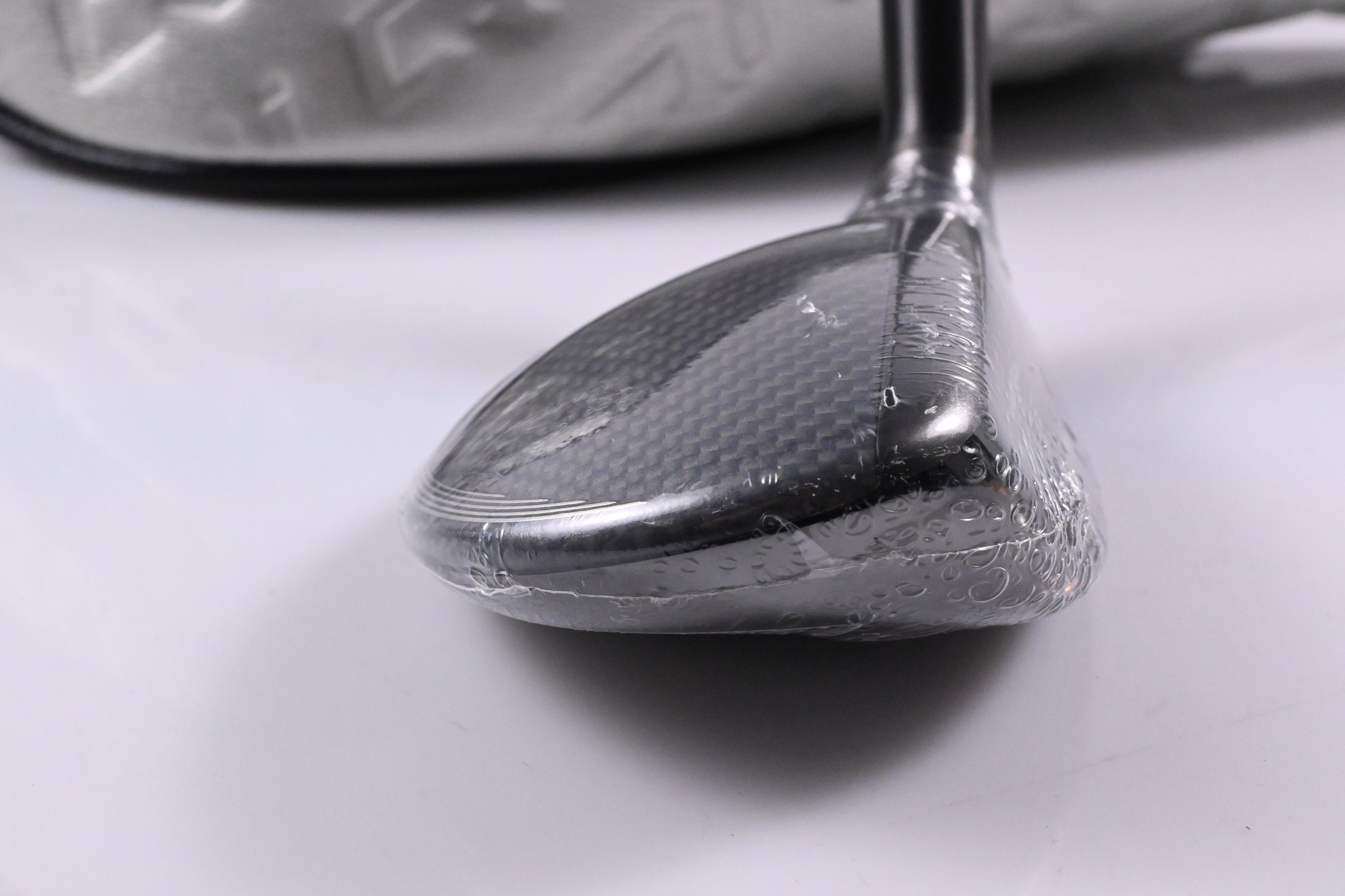 Taylormade Qi35 Max Lite #5 Hybrid / 27 Degree / Senior Flex Vanquish 5 Shaft