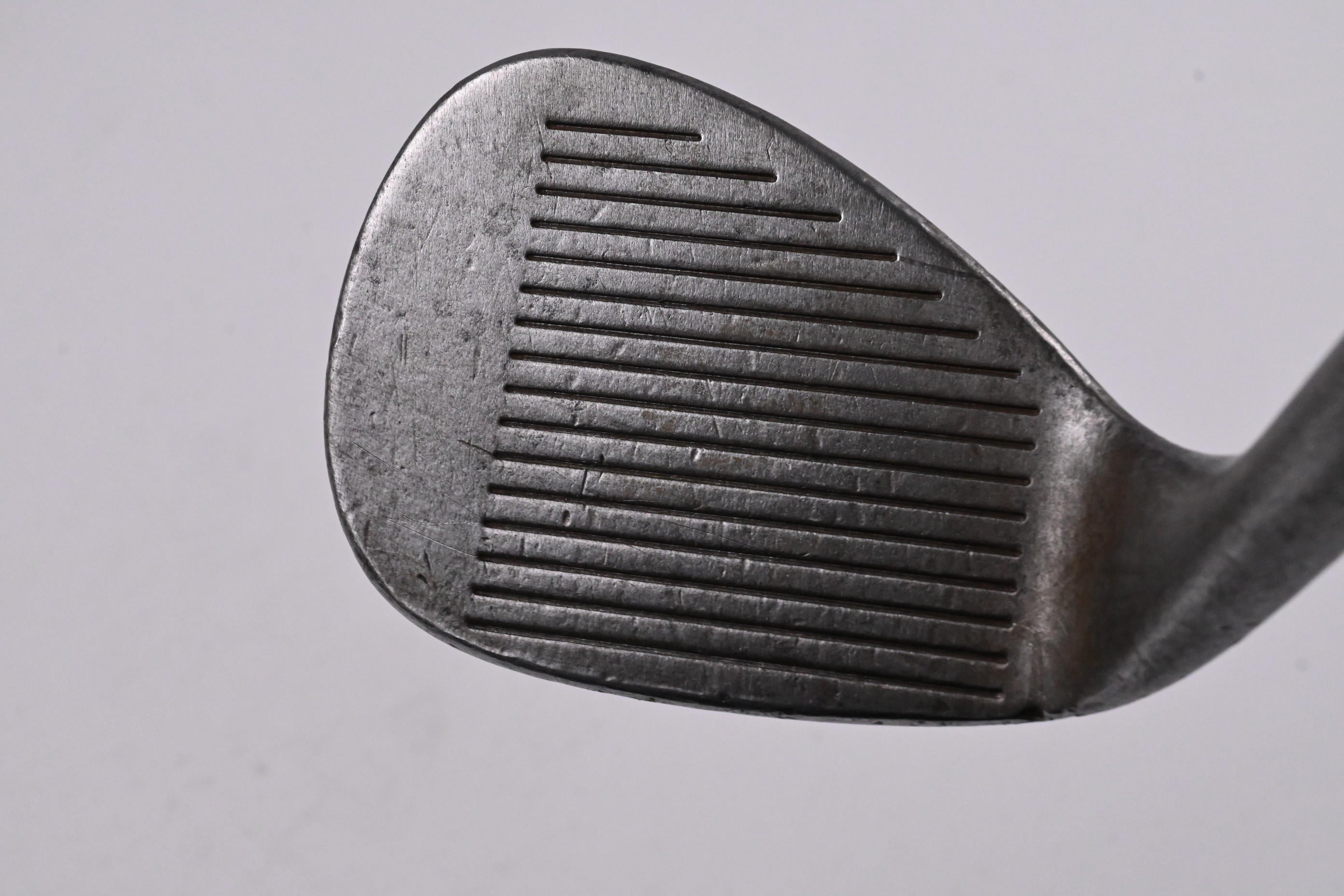 Cleveland 588 Tour Action Lob Wedge / 60 Degree / Wedge Flex Steel Shaft