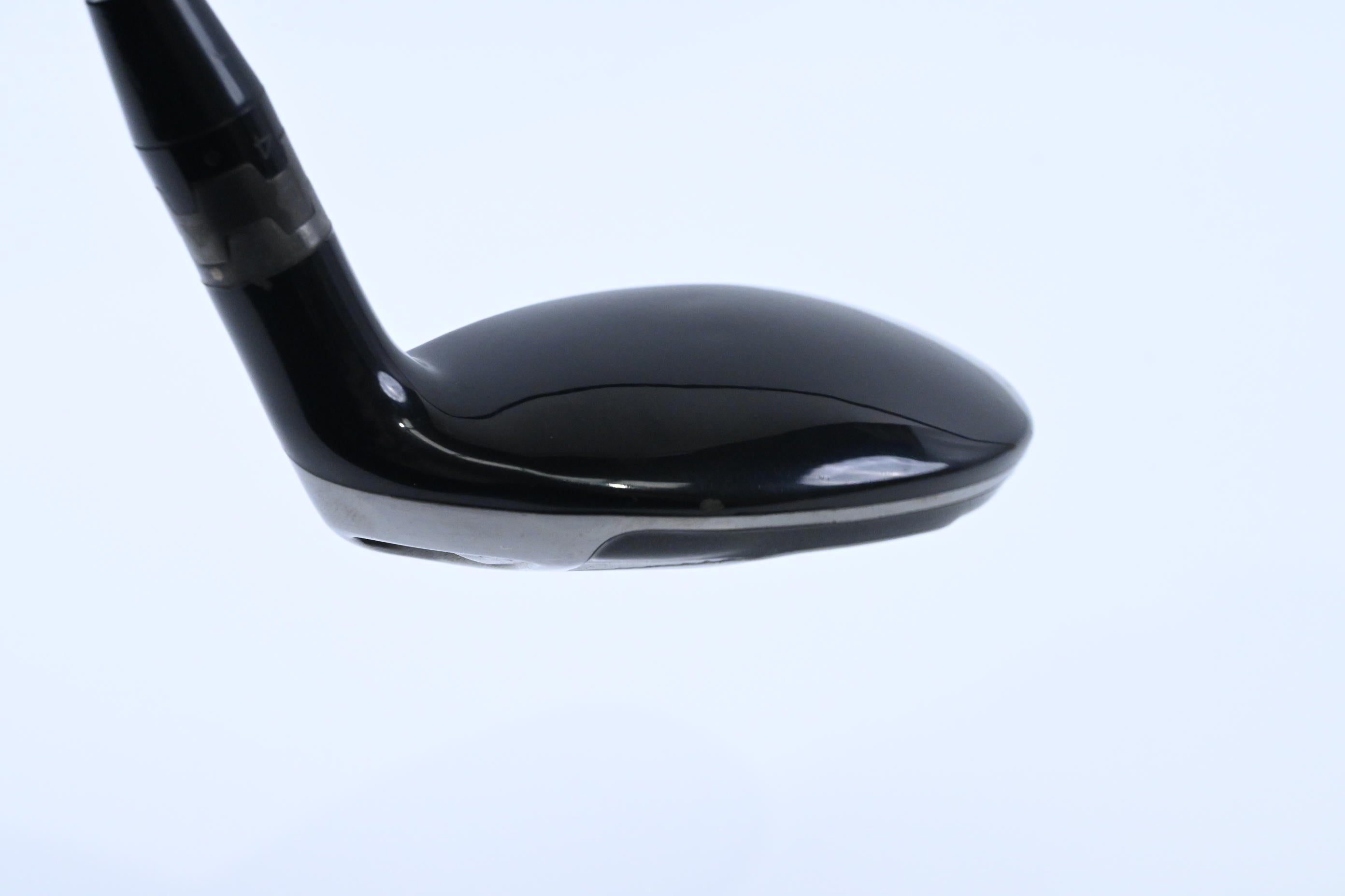 Titleist 910H #2 Hybrid / 17 Degree / Stiff Flex Diamana Kai'li 80 Shaft