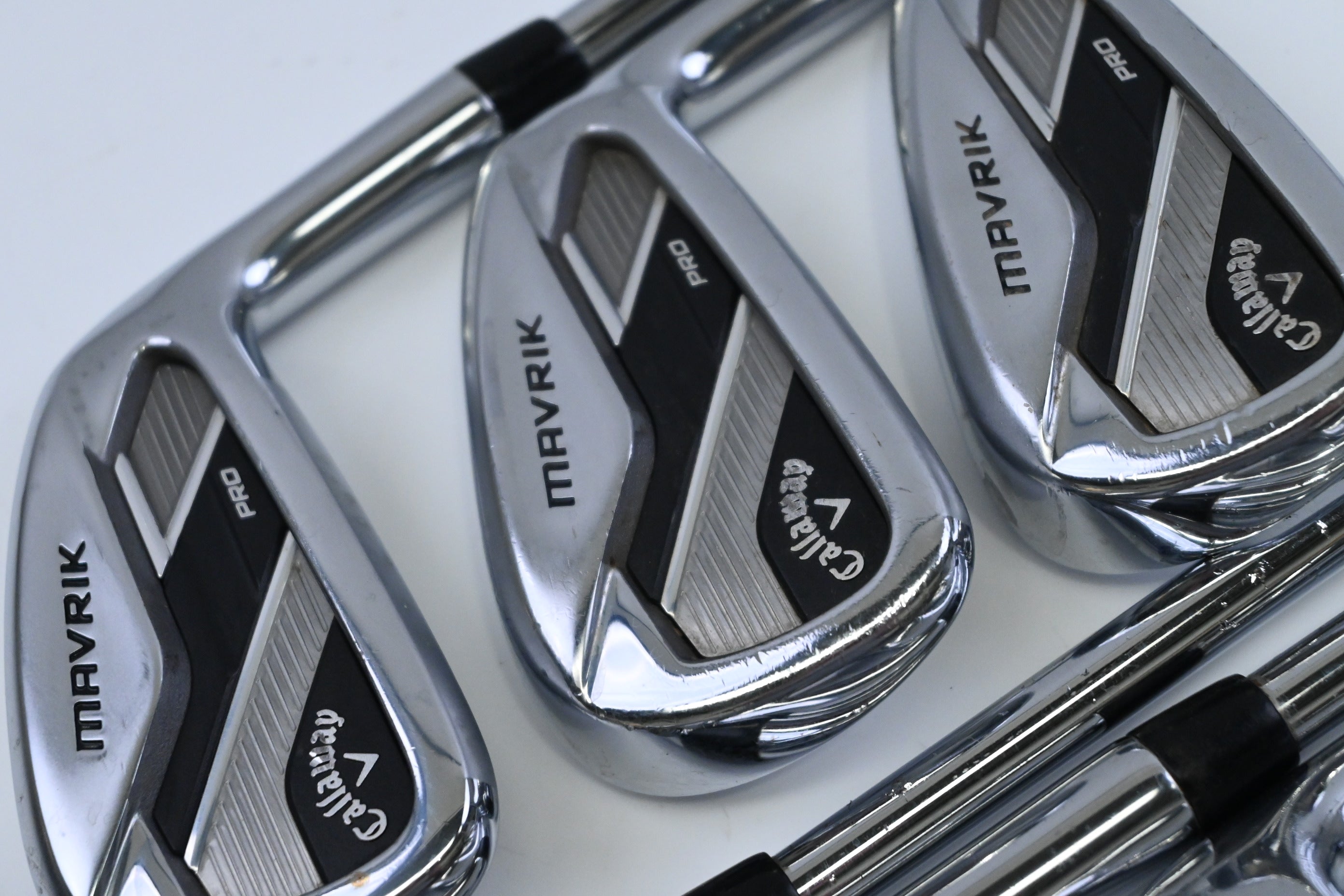 Callaway Mavrik Pro Irons / 5-PW+AW / Regular Plus Flex Project X Rifle 105