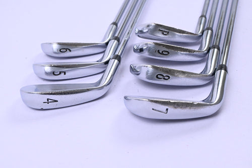 Titleist 718 AP2 Irons / 4-PW / X-Flex Project X Rifle Shafts