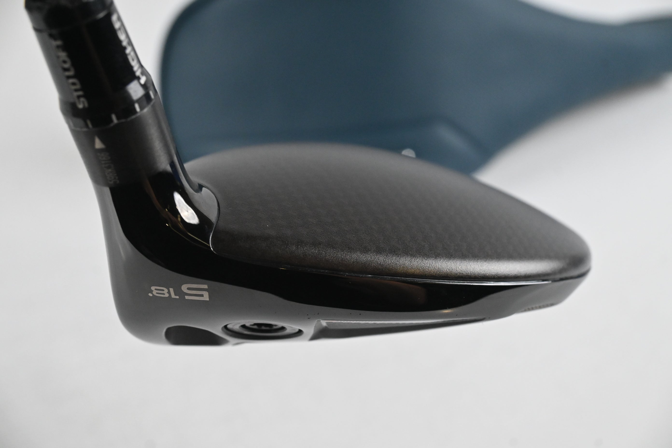 Taylormade Qi4D Tour #5 Wood / 18 Degree / X-Flex HZRDUS Smoke Blue RDX 70 Shaft