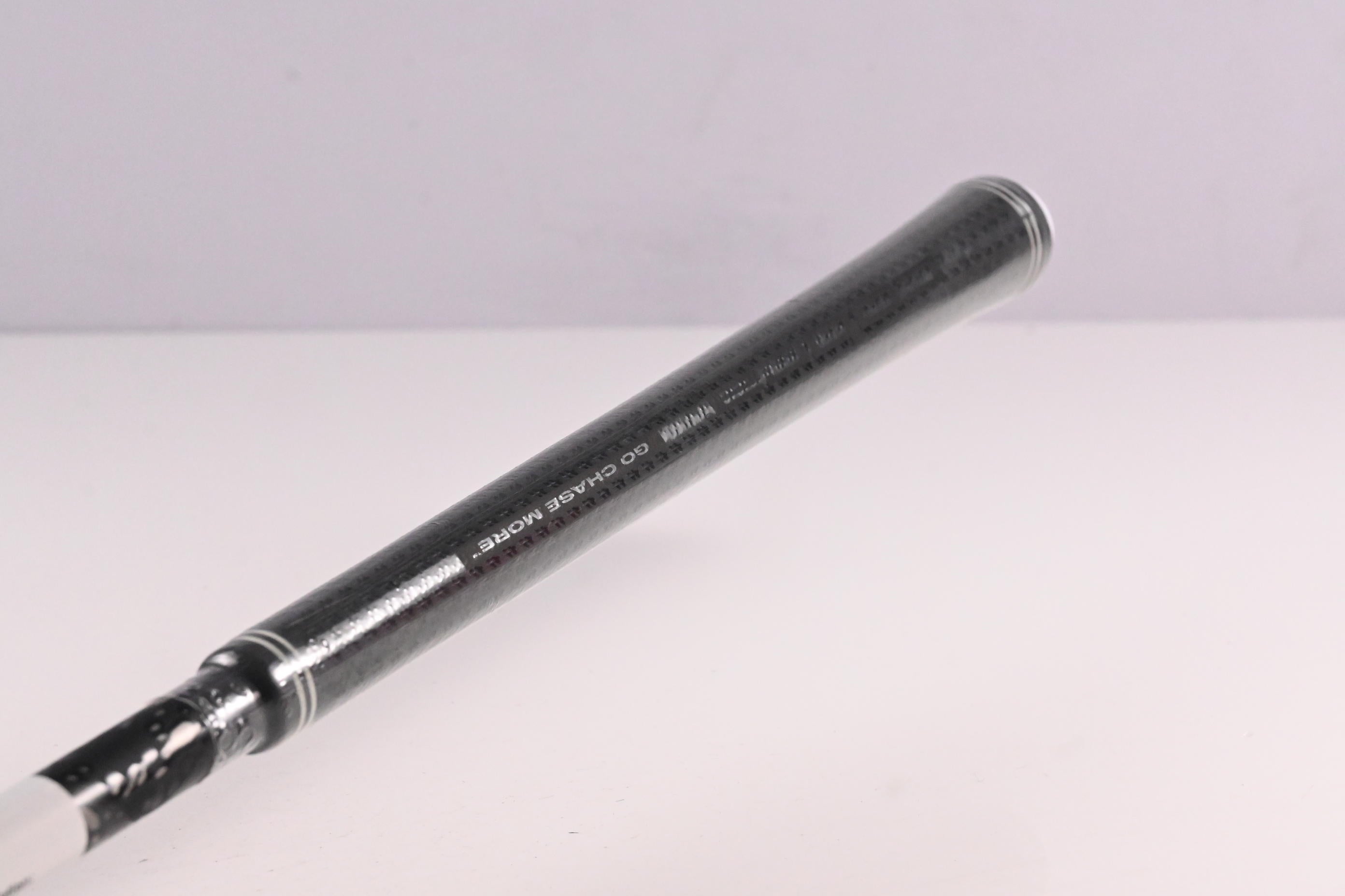Cobra OPTM LS Driver / 9 Degree / X-Flex Kai'li White Darkwave 60 Shaft