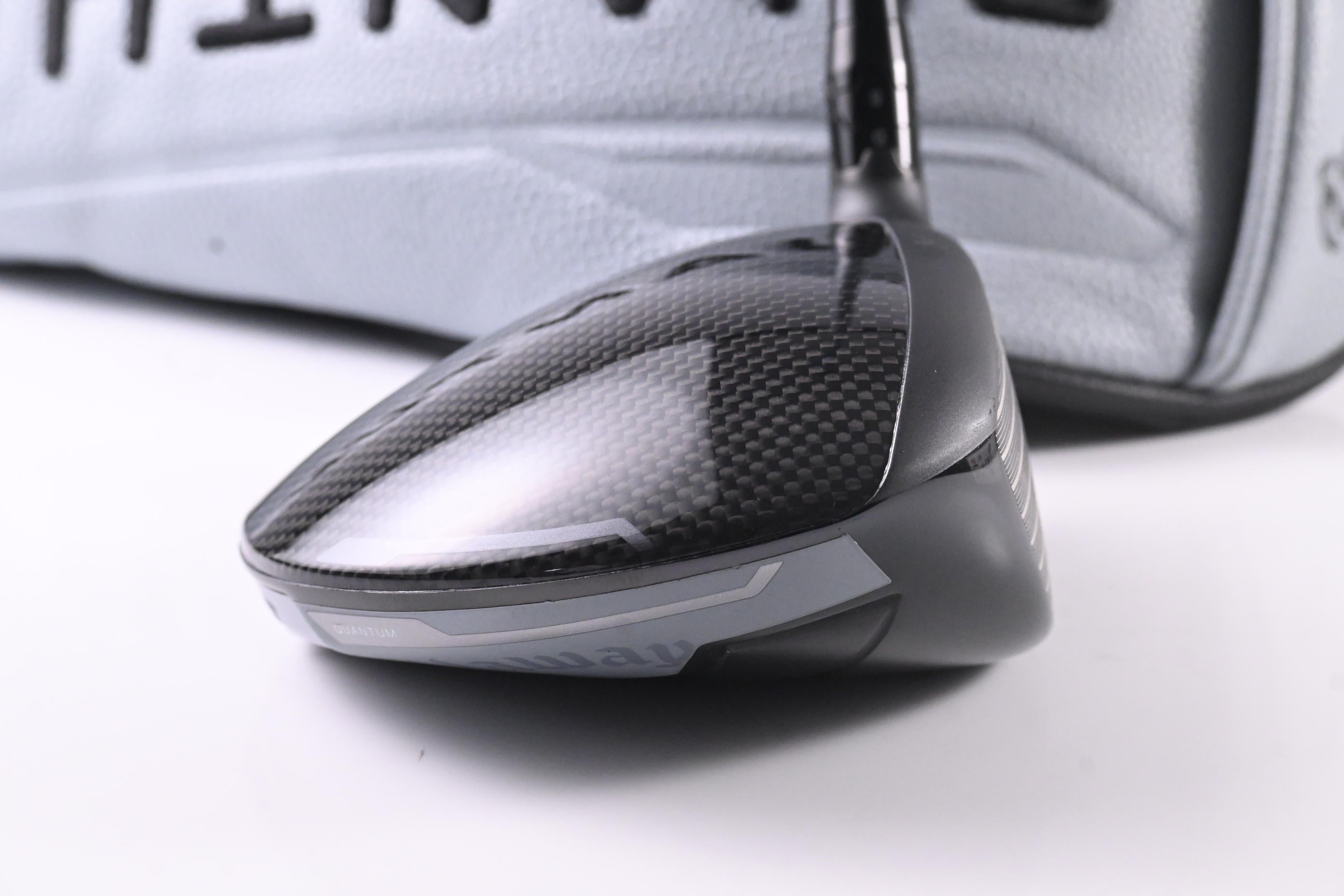 Callaway Quantum Max Driver / 10.5 Degree / Regular Flex Denali Frost Silver 50