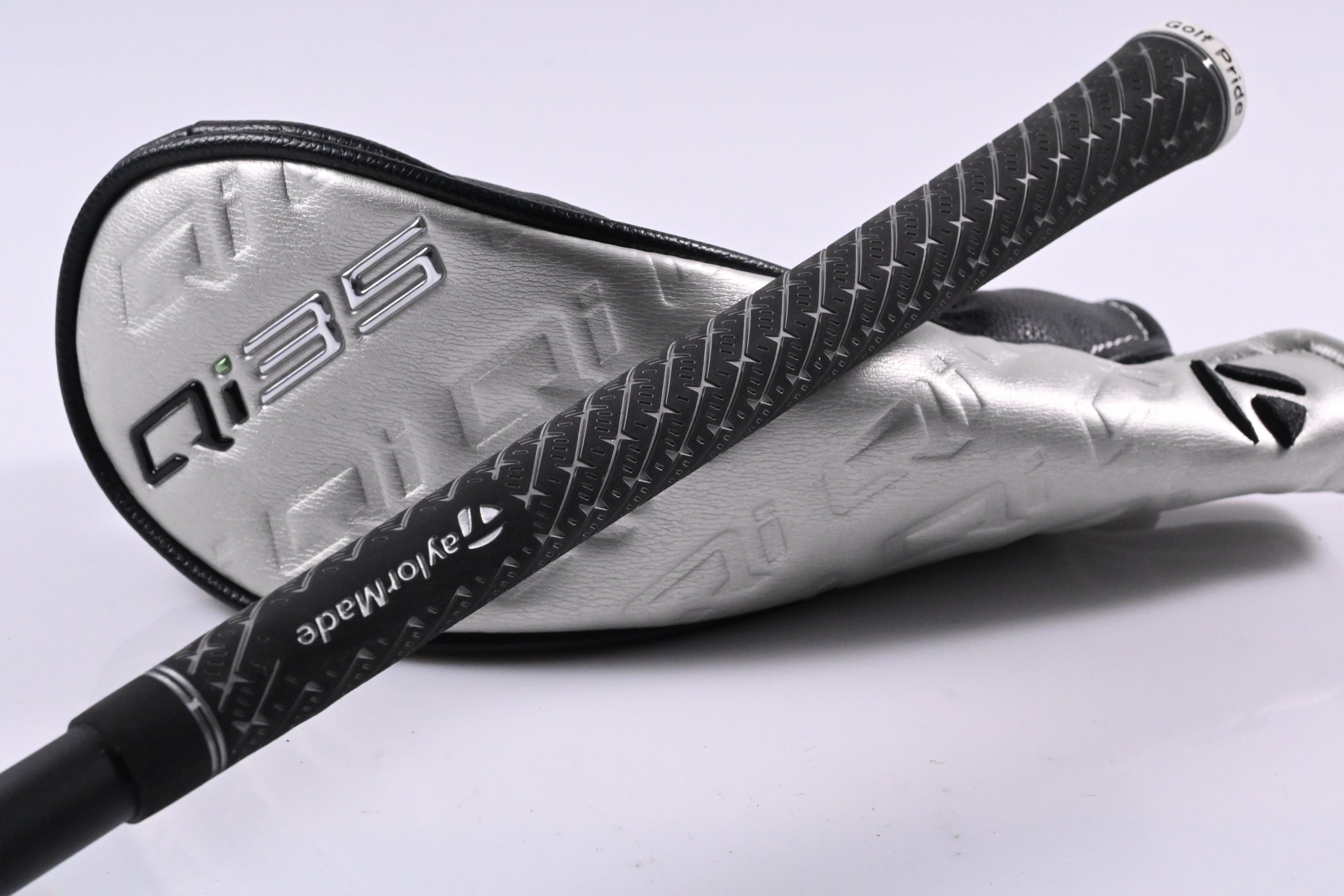 Taylormade Qi35 Max Lite #5 Hybrid / 27 Degree / Senior Flex Vanquish 5 Shaft