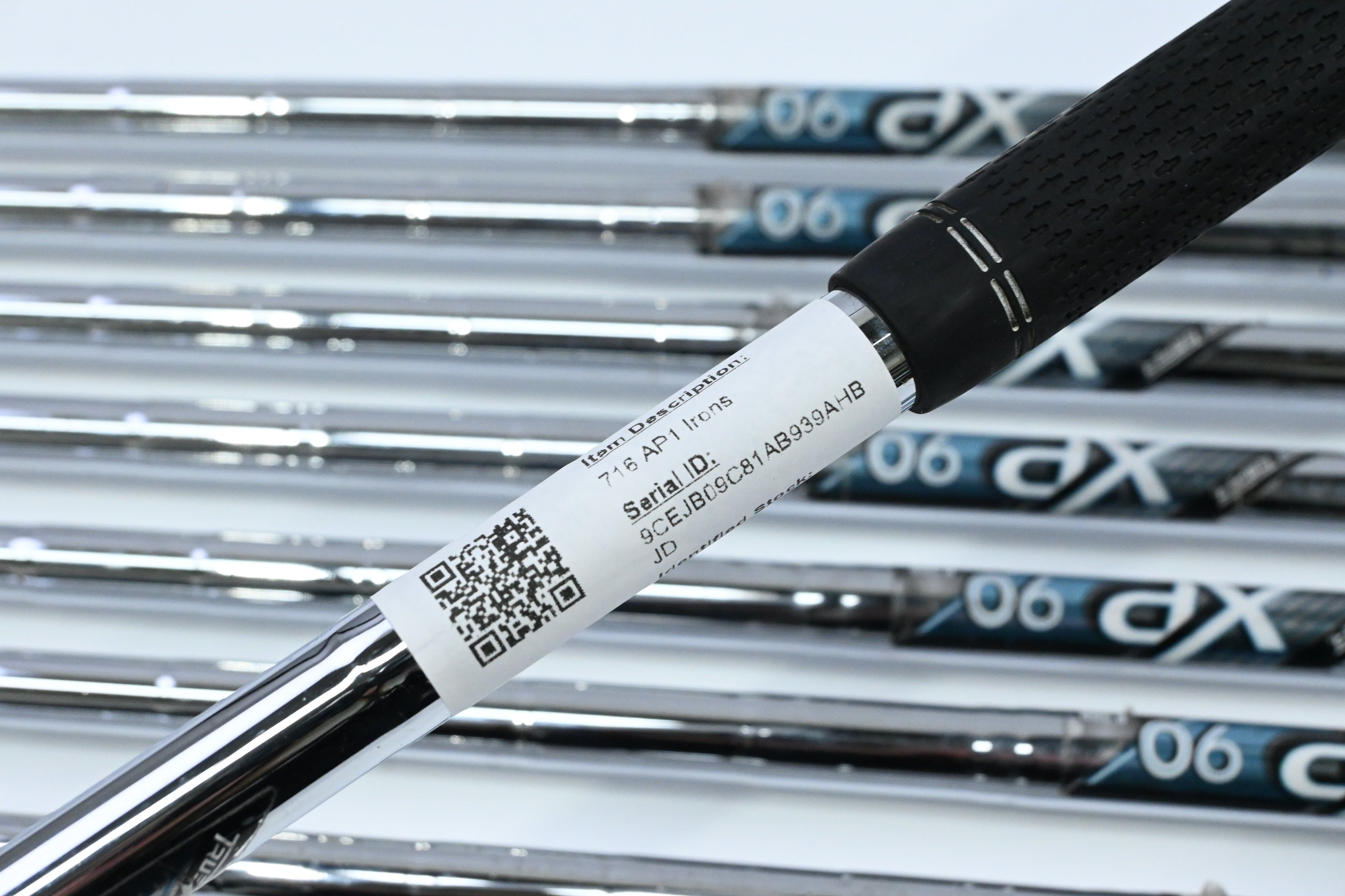 Titleist 716 AP1 Irons / 4-PW+GW / Regular Flex XP 90 R300 Shafts