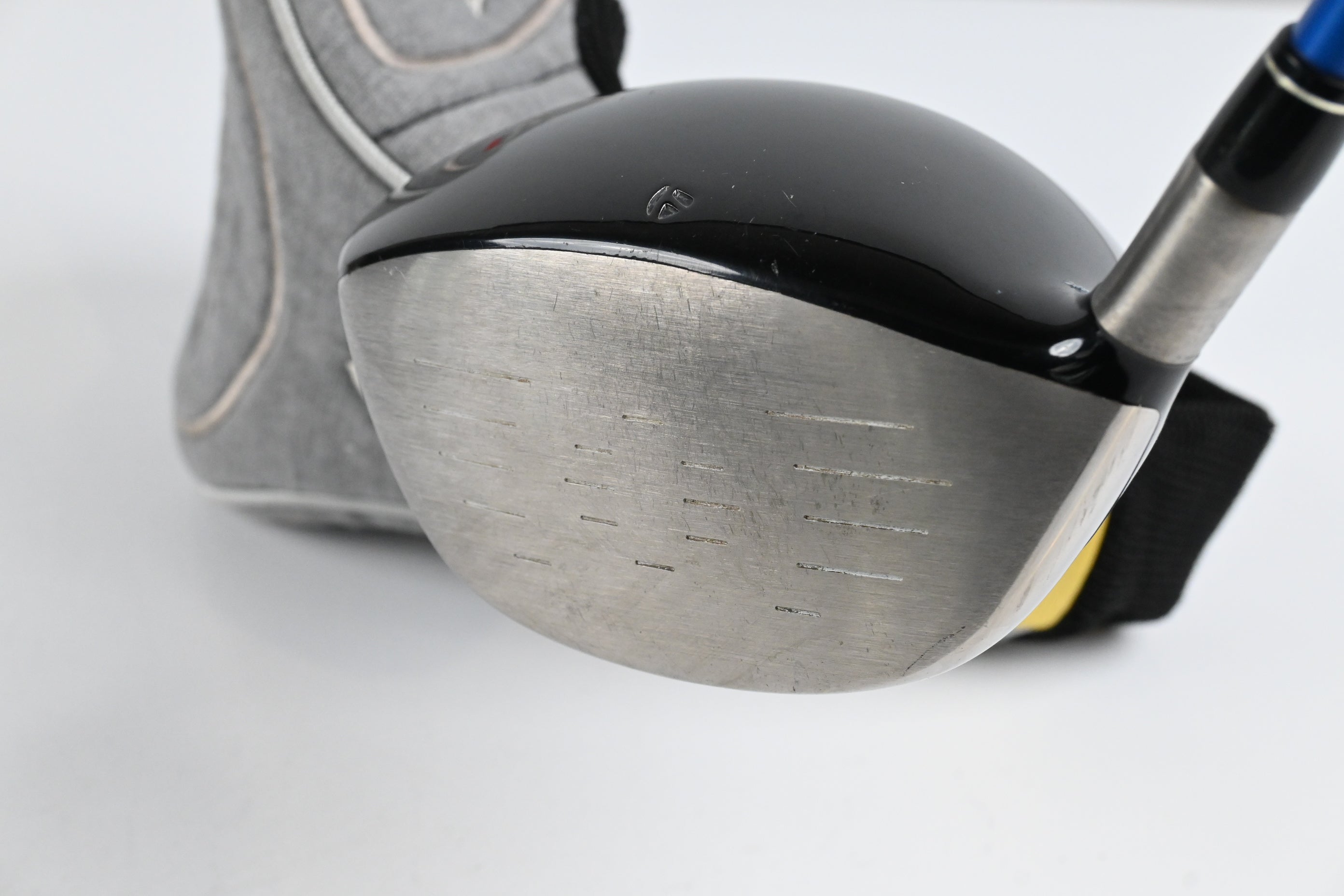 Taylormade R7 Limited Driver / 9.5 Degree / Stiff Flex Grafalloy Blue Shaft